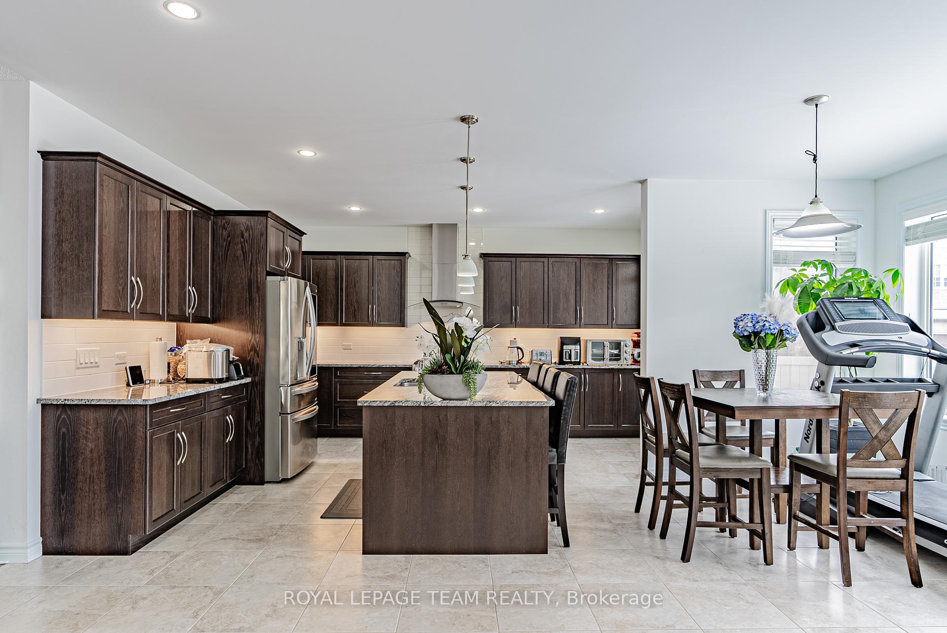 Photo 10 of 500 Breccia Heights, Ottawa, Kanata - Kanata Lakes/Heritage Hills — HOMEH