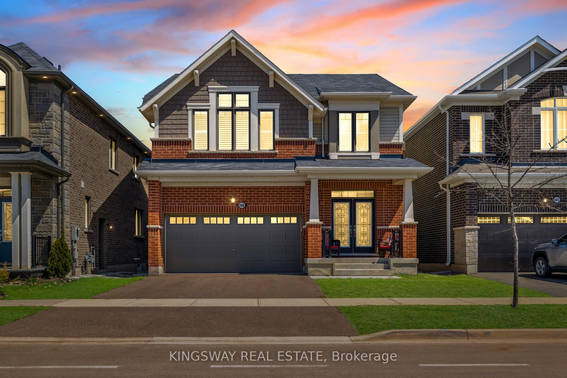 Front of 688 Kennedy Circle W