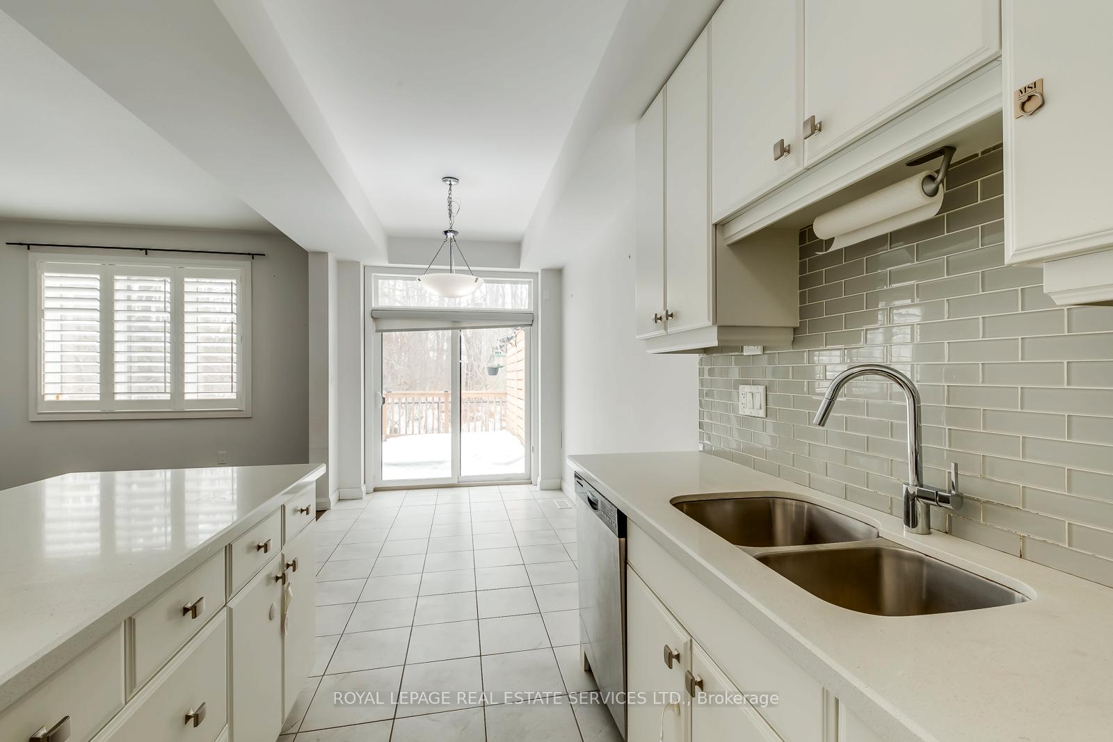 Photo 13 of 49 Burley Lane, Hamilton, Ancaster — HOMEH