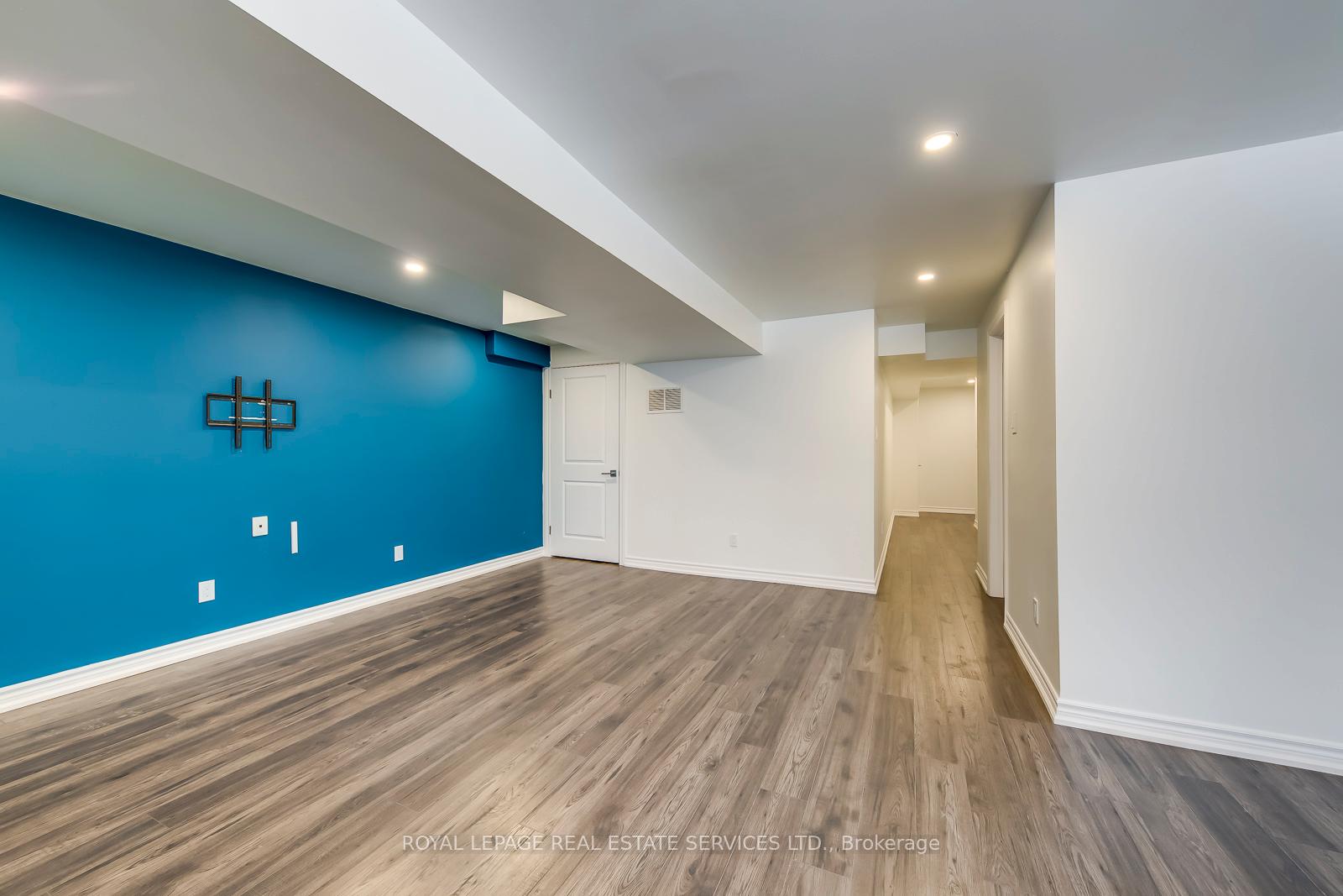 Photo 37 of 49 Burley Lane, Hamilton, Ancaster — HOMEH