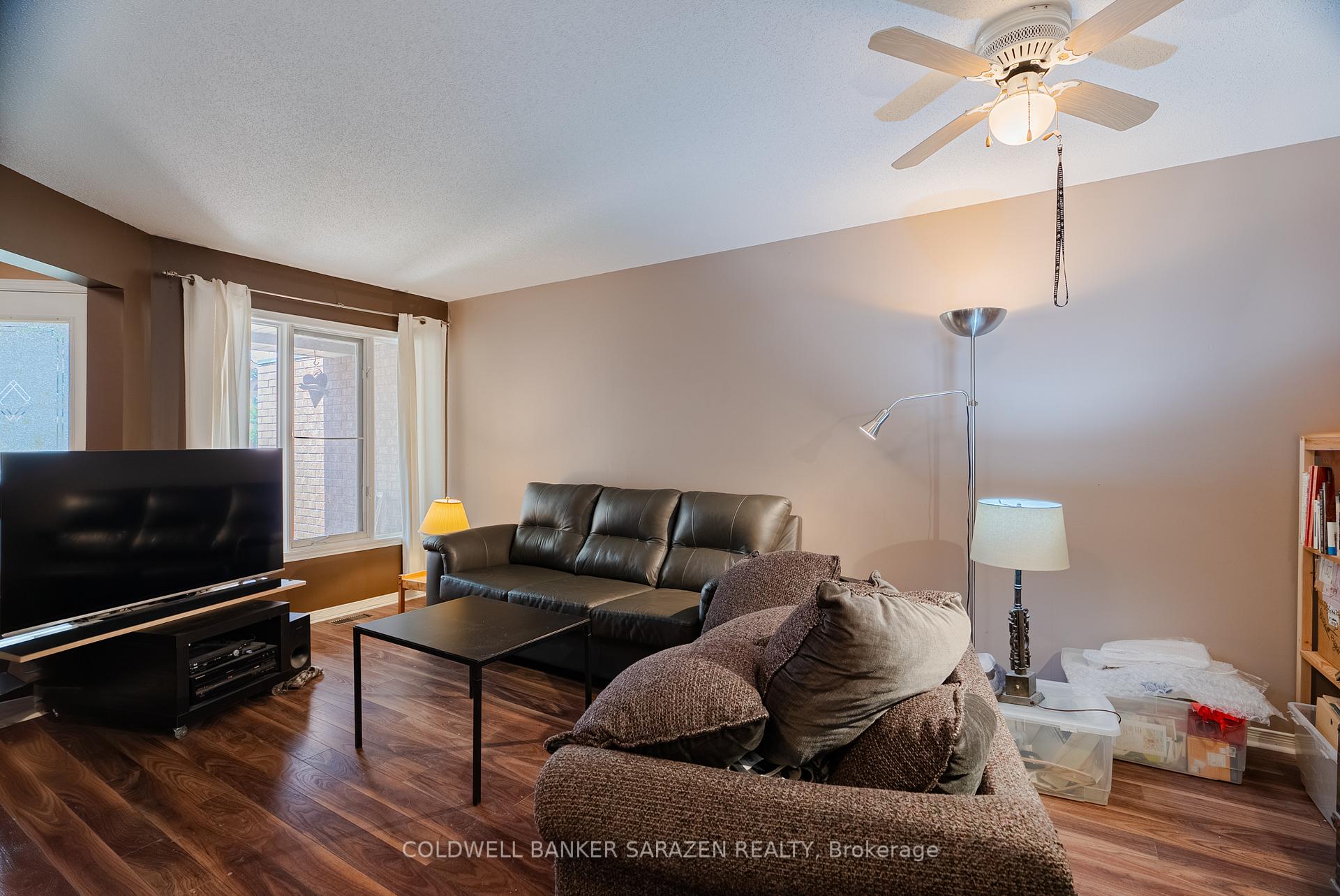 Photo 10 of 119 Banchory Crescent, Ottawa, Kanata - Morgan's Grant/South March — HOMEH