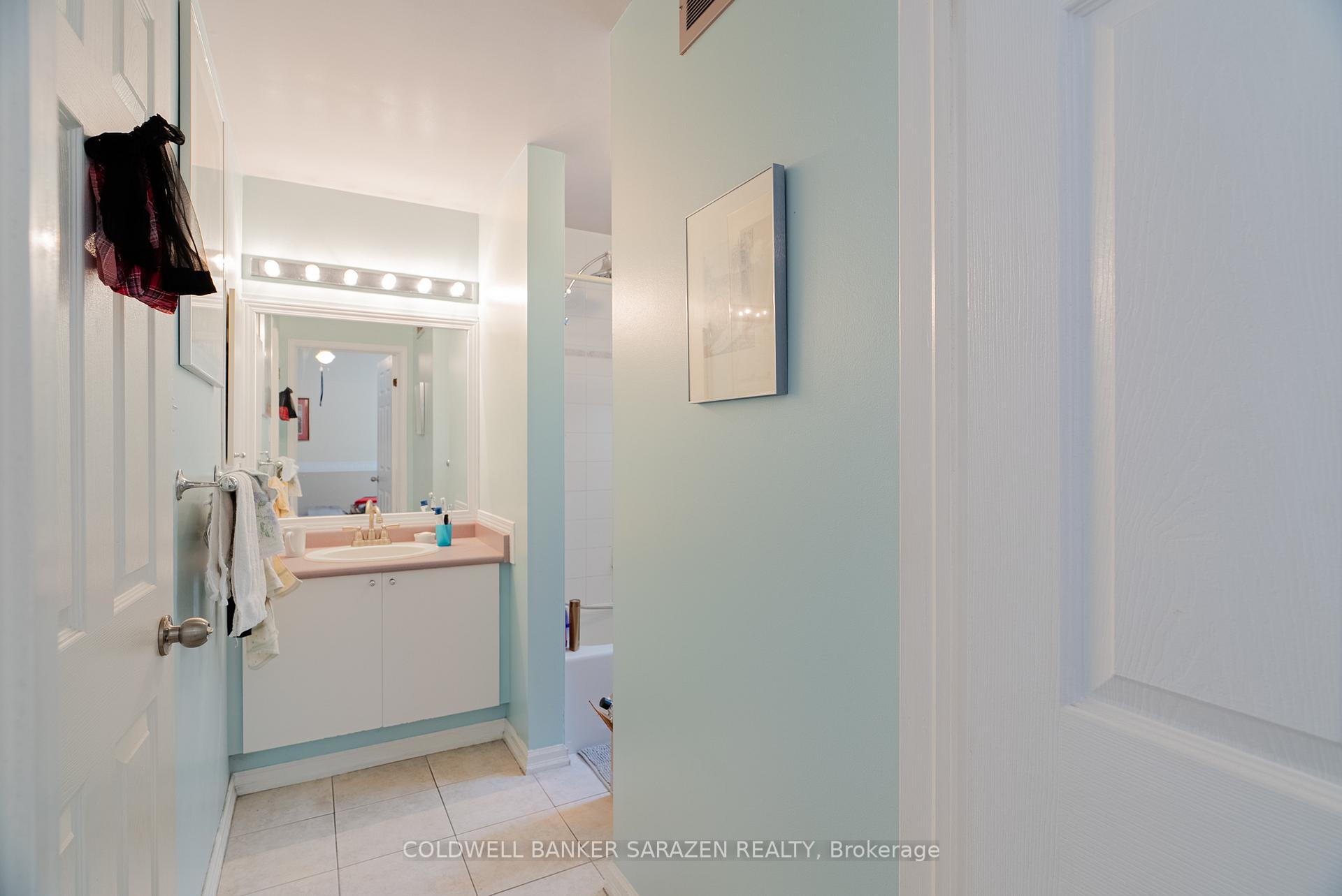 Photo 19 of 119 Banchory Crescent, Ottawa, Kanata - Morgan's Grant/South March — HOMEH