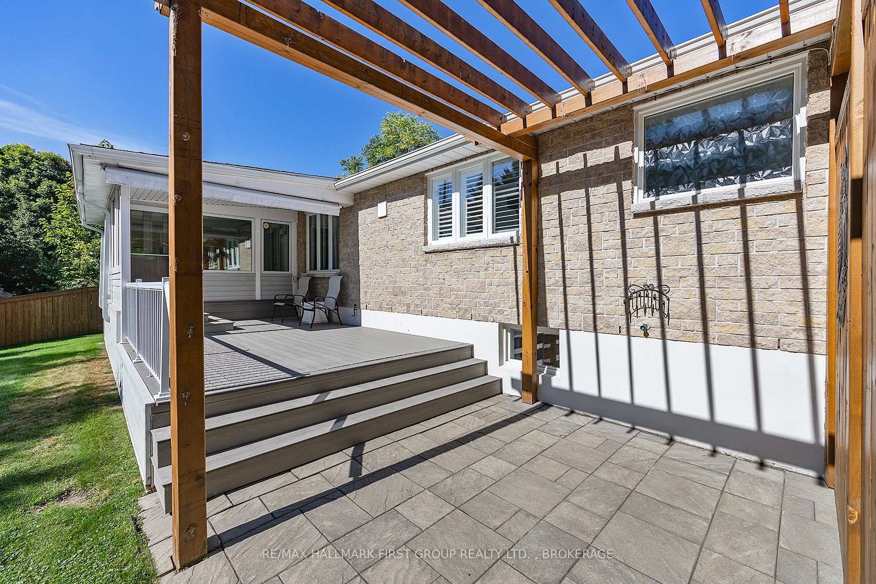 Photo 5 of 213 Smuggler's Cove Drive, Kingston, City Southwest — HOMEH