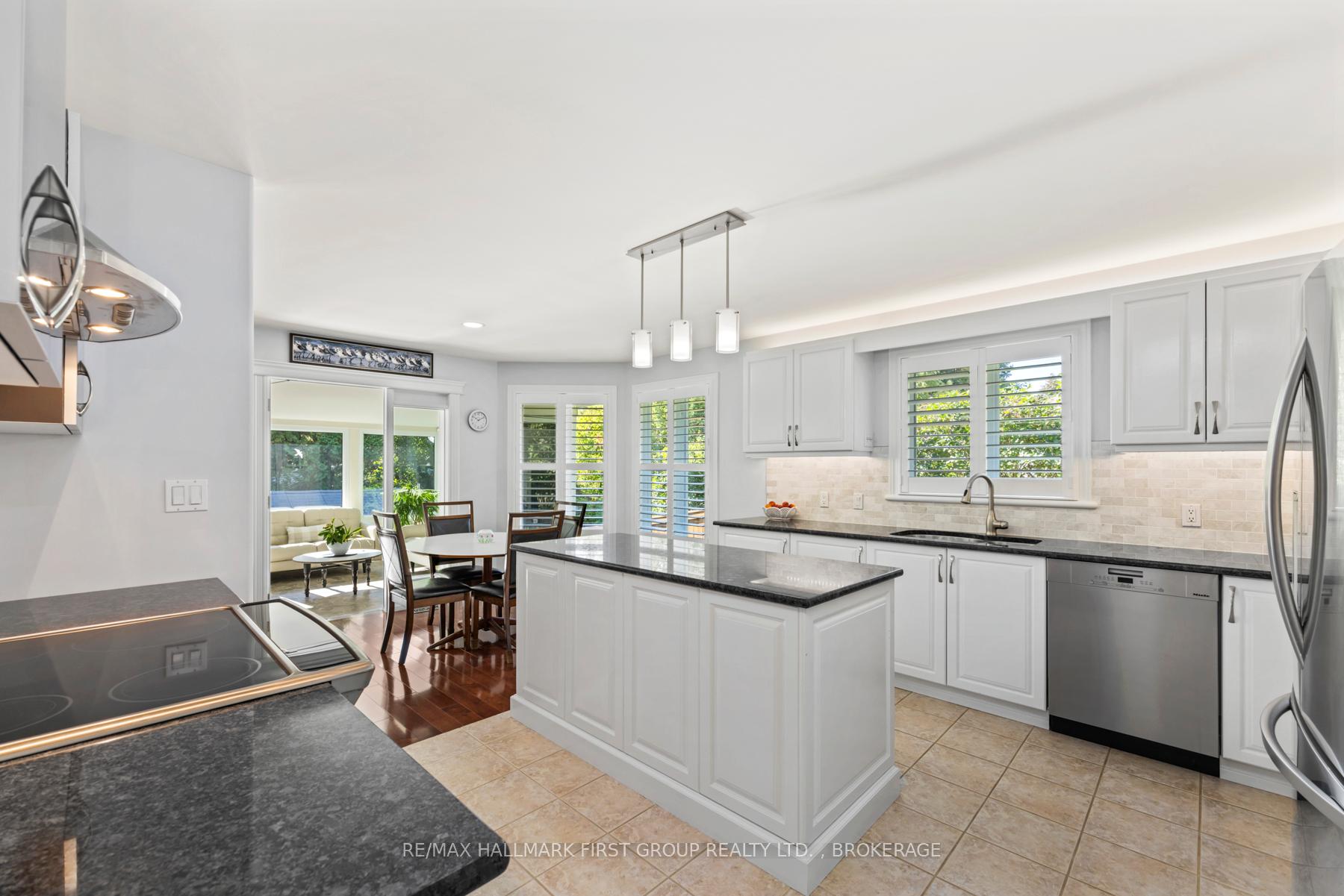 Photo 10 of 213 Smuggler's Cove Drive, Kingston, City Southwest — HOMEH
