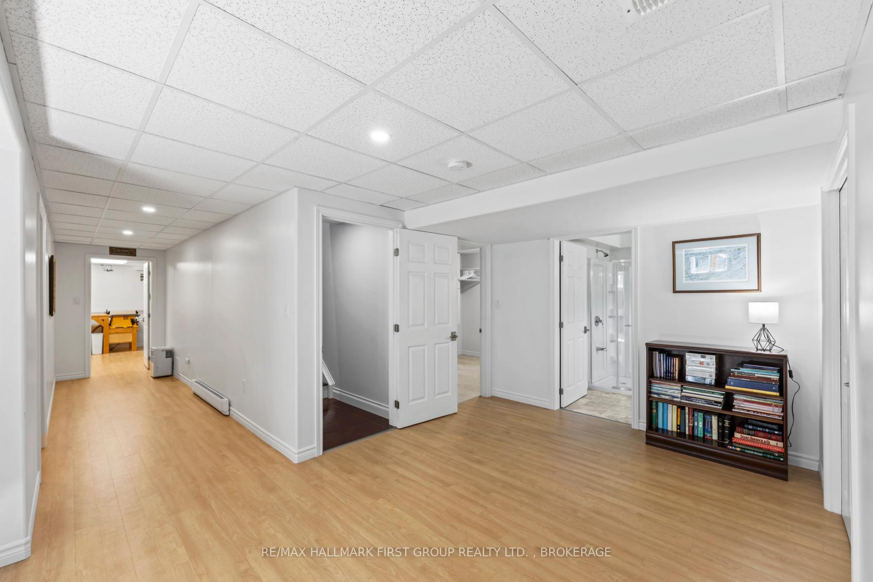 Photo 35 of 213 Smuggler's Cove Drive, Kingston, City Southwest — HOMEH