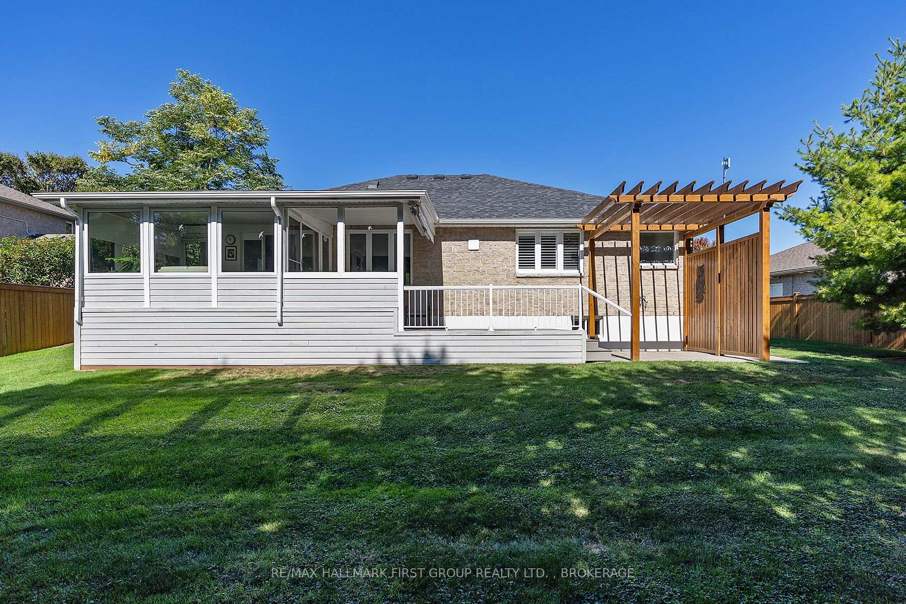 Photo 46 of 213 Smuggler's Cove Drive, Kingston, City Southwest — HOMEH