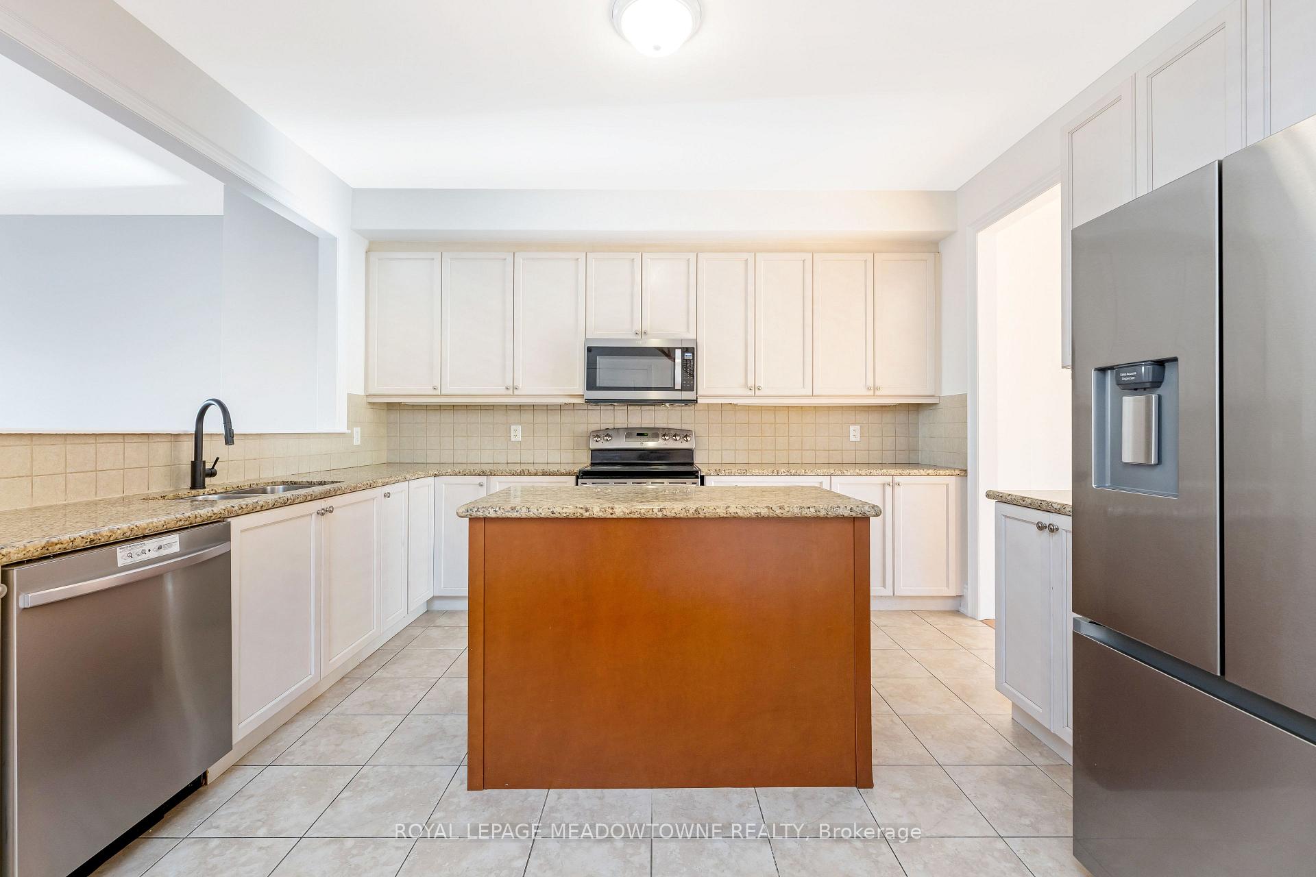 Photo 13 of Unit Upper, 9105 Derry Road W, Milton, Clarke — HOMEH