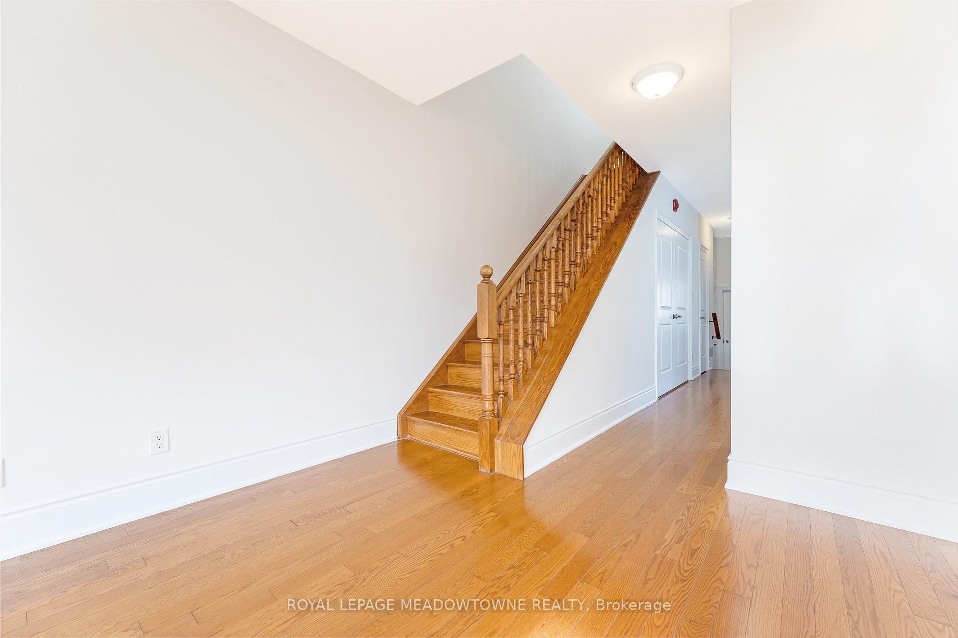Photo 18 of Unit Upper, 9105 Derry Road W, Milton, Clarke — HOMEH
