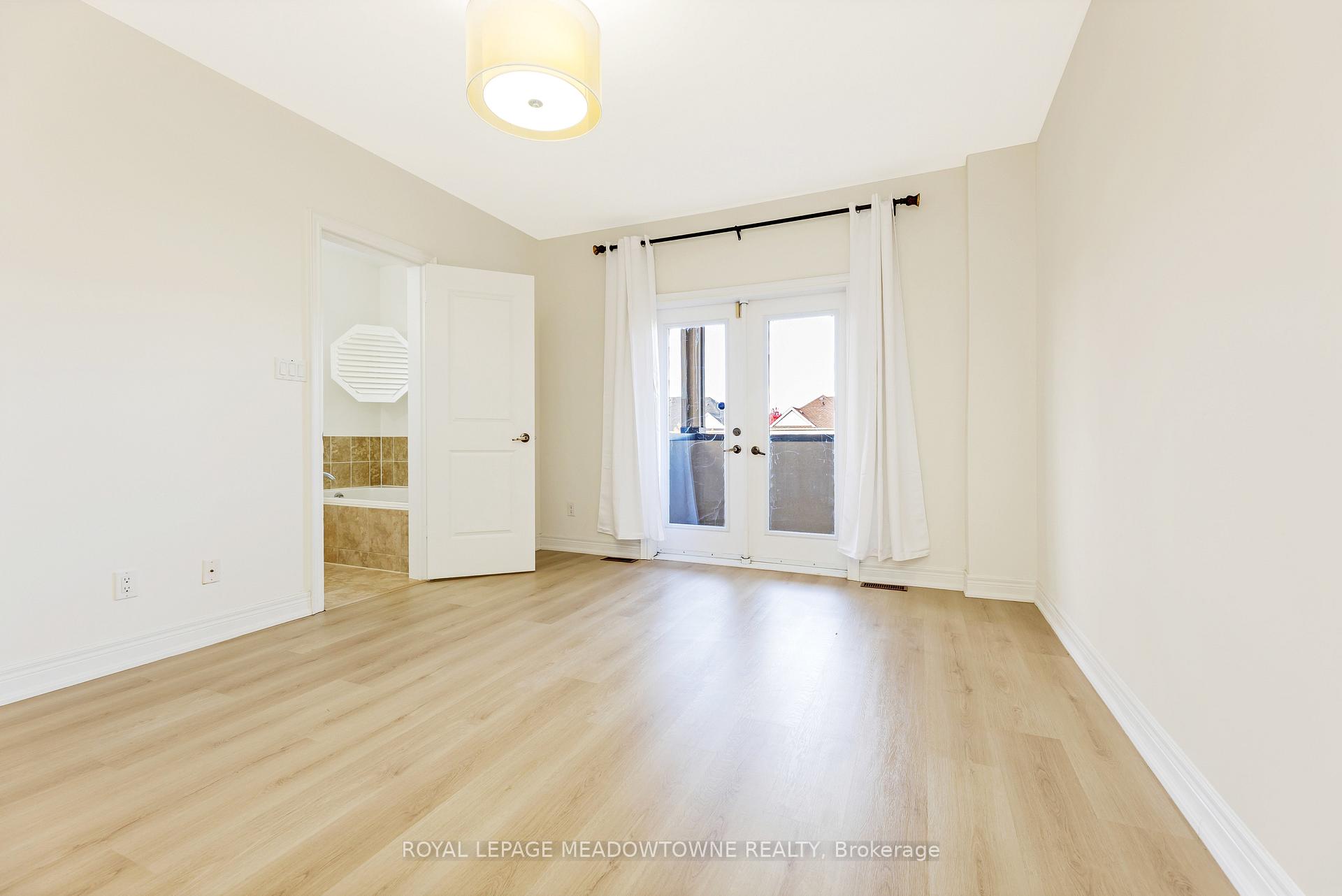 Photo 21 of Unit Upper, 9105 Derry Road W, Milton, Clarke — HOMEH