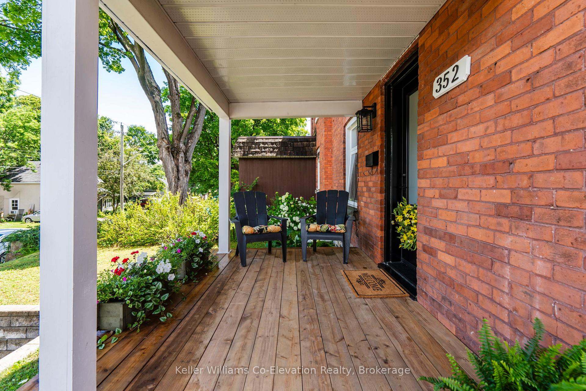 Photo 3 of 352 Third Street, Midland — HOMEH