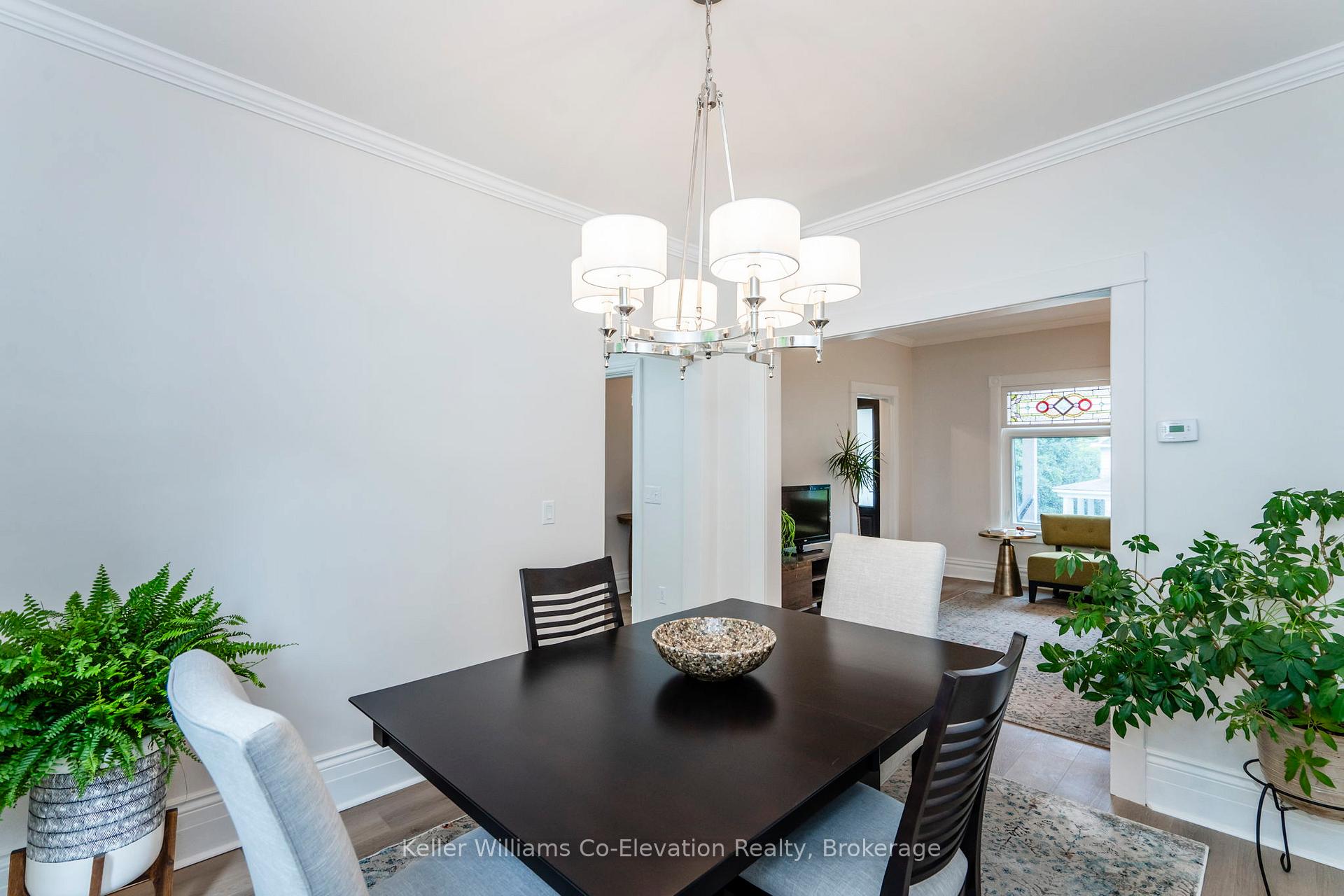 Photo 10 of 352 Third Street, Midland — HOMEH