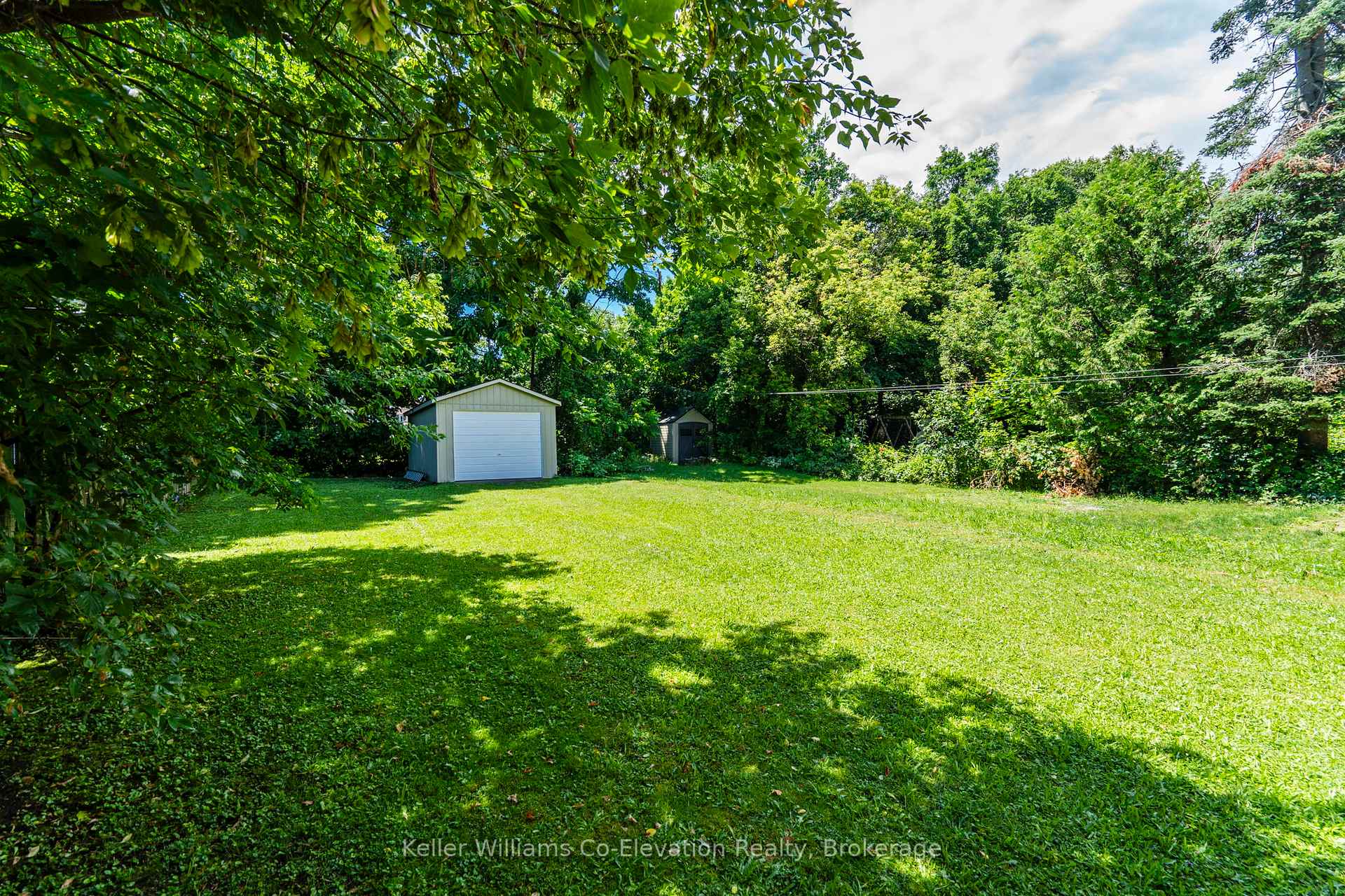 Photo 30 of 352 Third Street, Midland — HOMEH