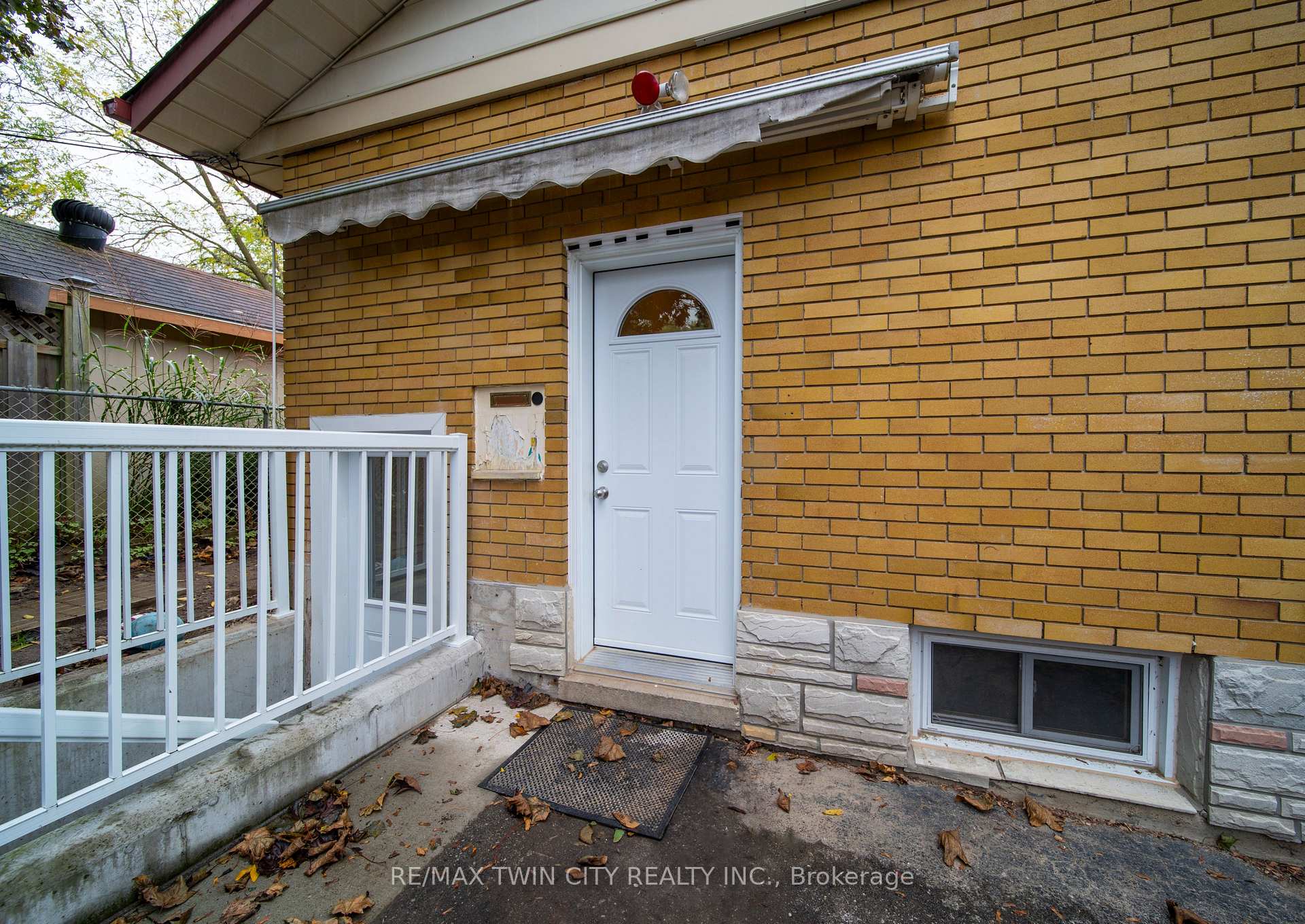 Photo 27 of 8 Yager Avenue, Kitchener — HOMEH