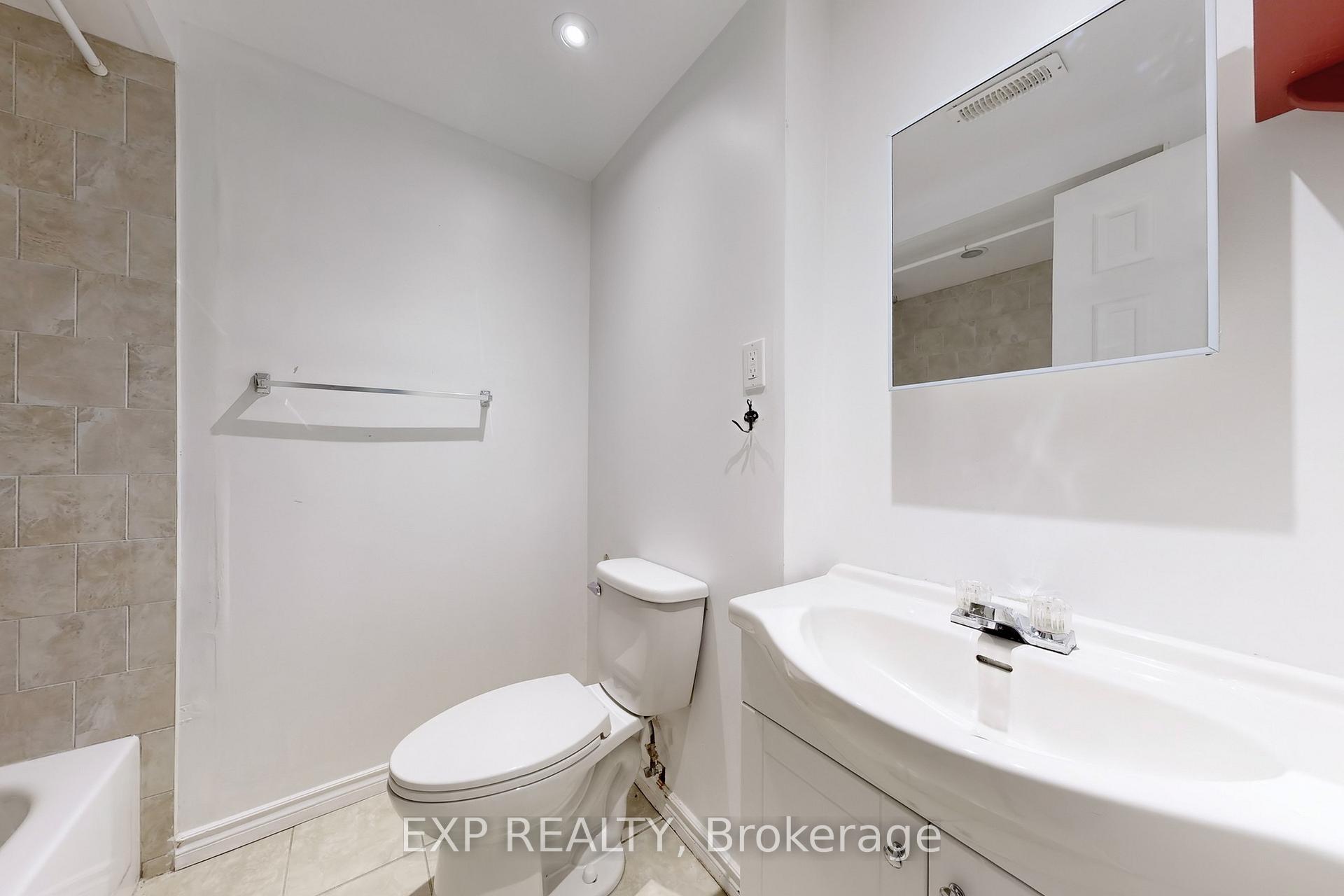 Photo 11 of 64 Sorrell Crescent, Markham, Milliken Mills East — HOMEH