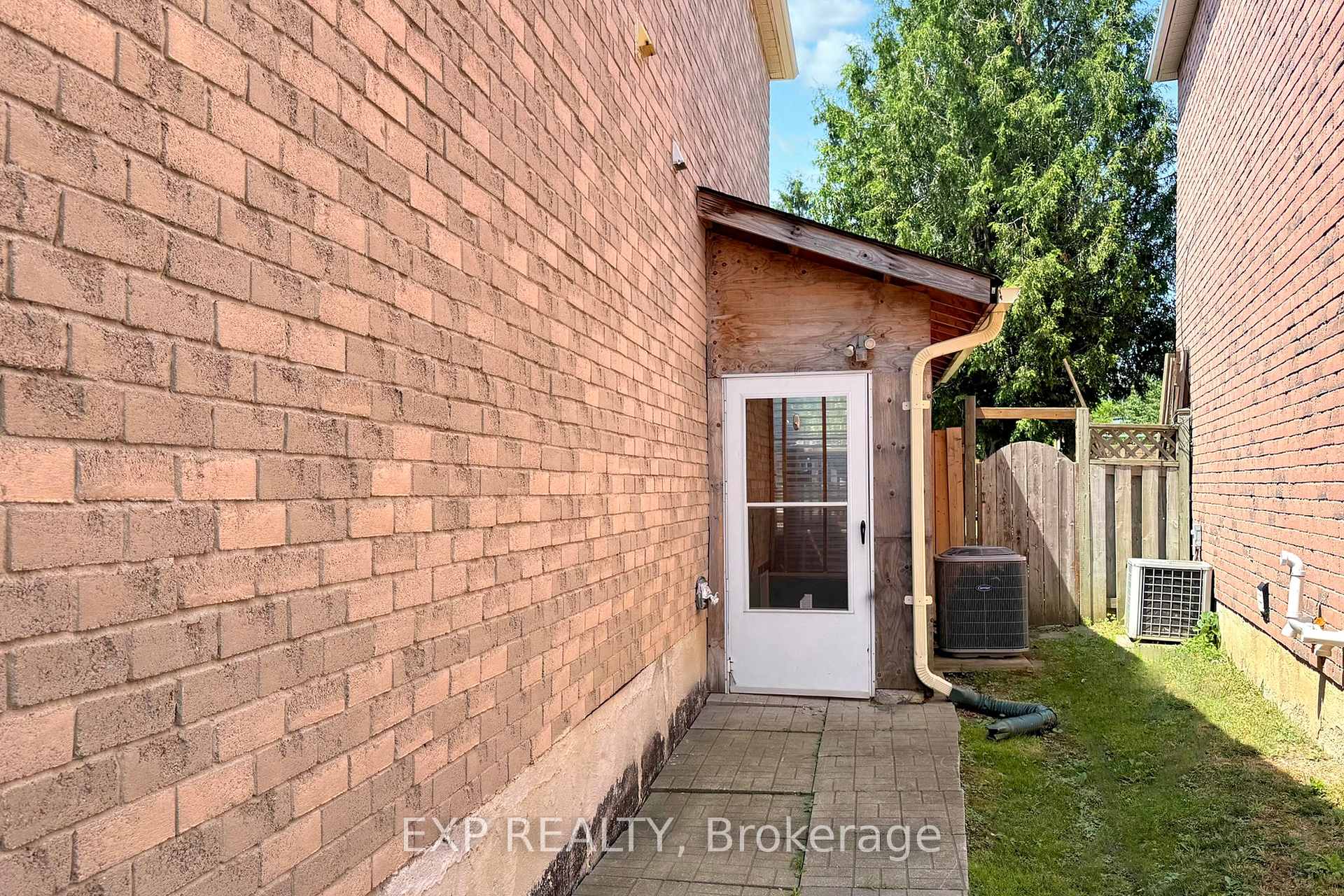 Photo 15 of 64 Sorrell Crescent, Markham, Milliken Mills East — HOMEH