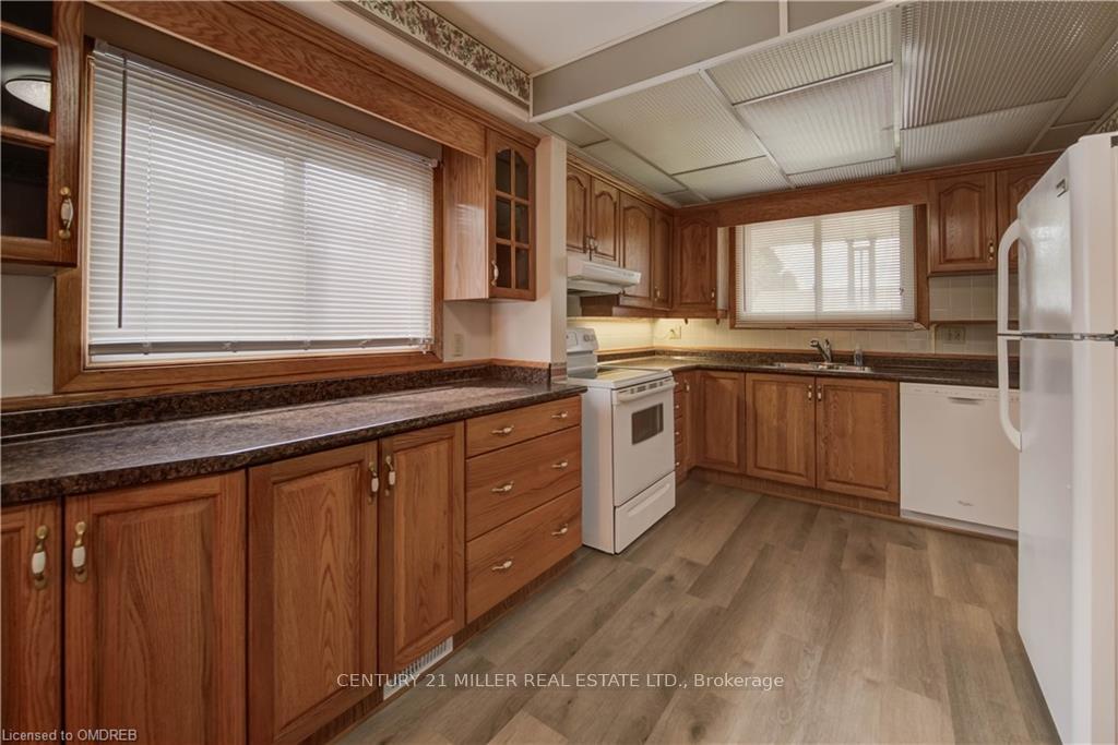 Photo 12 of 165 Ridge Street, Hamilton, Greeningdon — HOMEH
