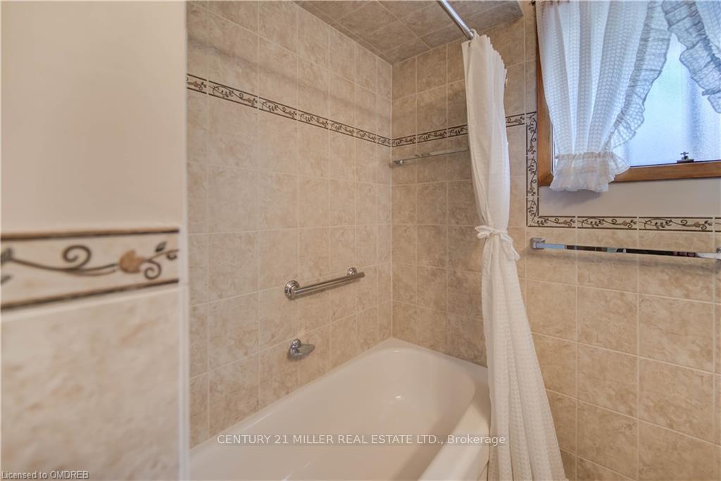Photo 22 of 165 Ridge Street, Hamilton, Greeningdon — HOMEH