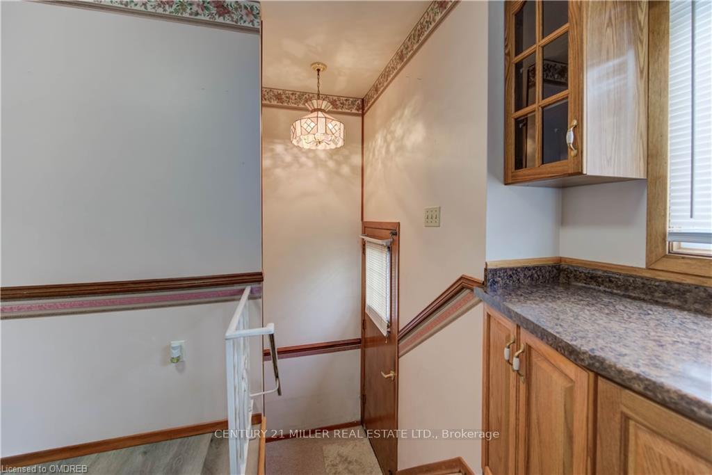 Photo 23 of 165 Ridge Street, Hamilton, Greeningdon — HOMEH
