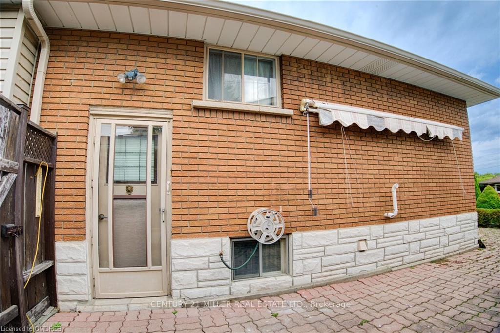 Photo 33 of 165 Ridge Street, Hamilton, Greeningdon — HOMEH