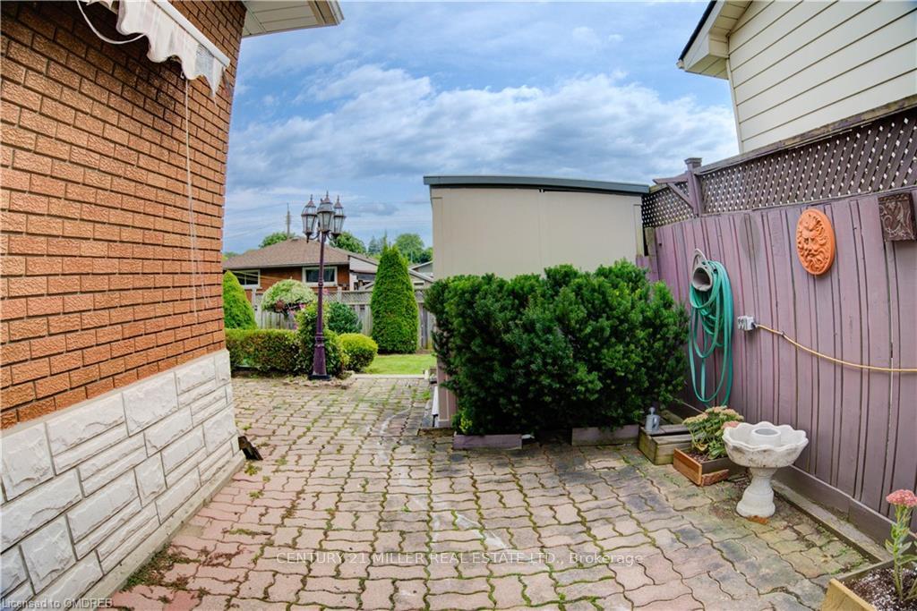 Photo 34 of 165 Ridge Street, Hamilton, Greeningdon — HOMEH