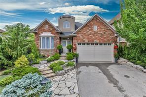 Photo 14 of 480 Hamilton Drive, Hamilton, Ancaster — HOMEH