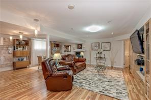 Photo 21 of 480 Hamilton Drive, Hamilton, Ancaster — HOMEH