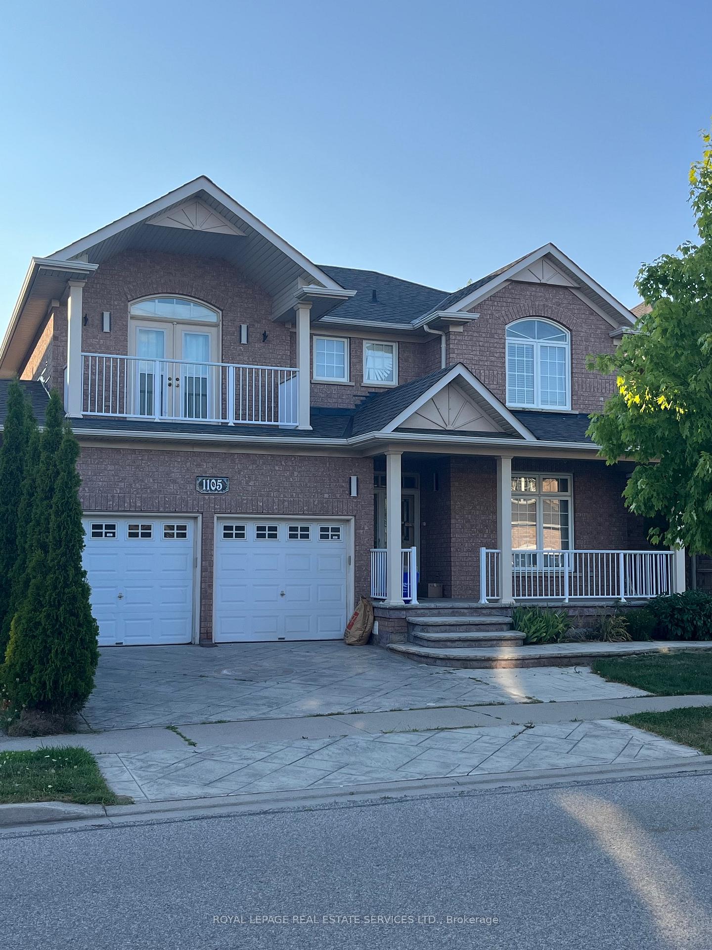 Front of Unit (Basement), 1105 Field Drive