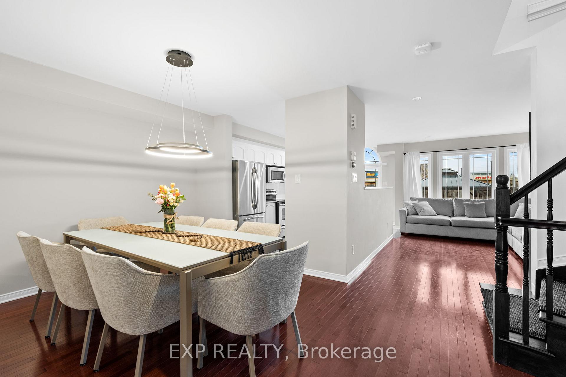 Photo 6 of 1461 Carronbridge Circle, Ottawa, Kanata - Emerald Meadows/Trailwest — HOMEH