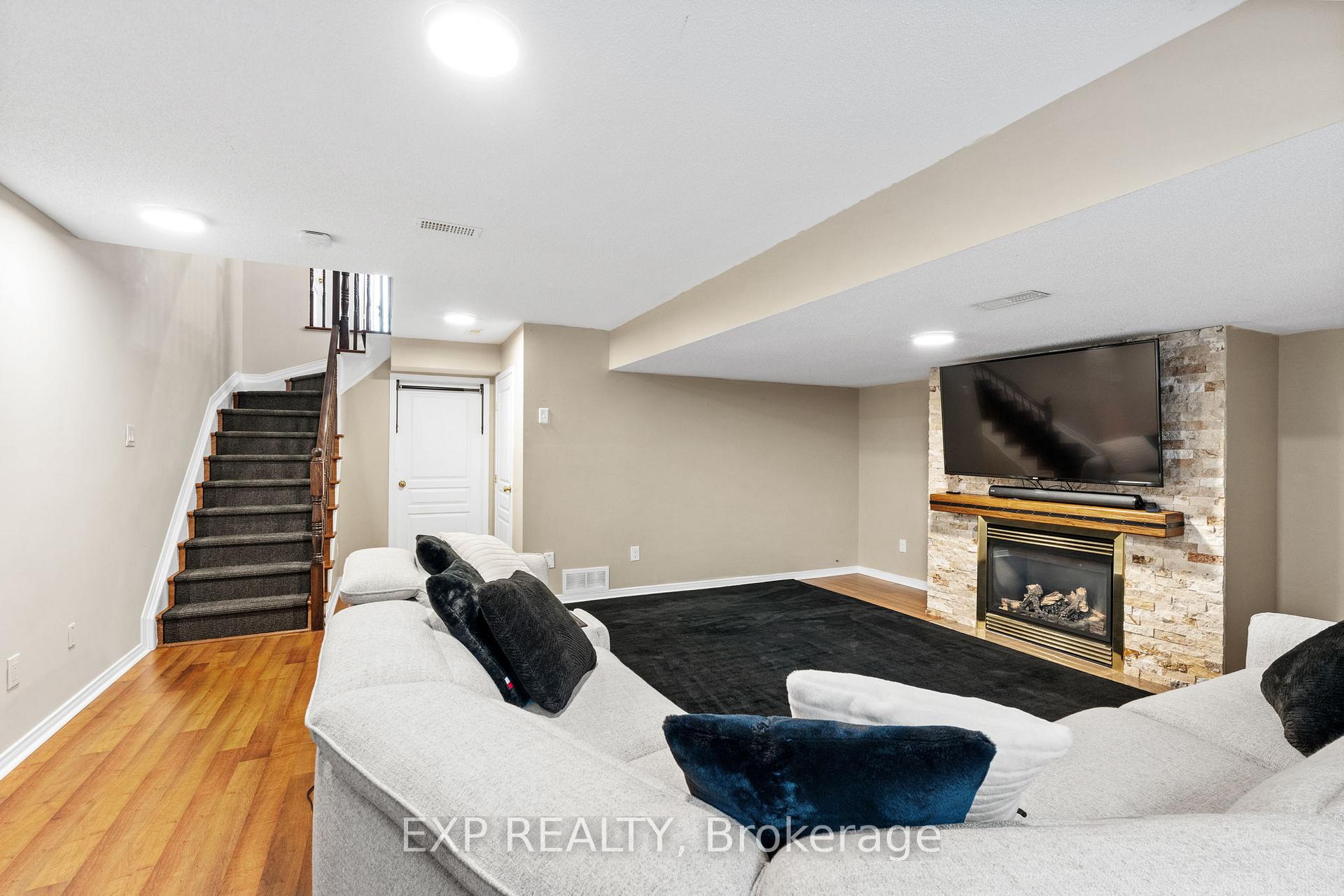 Photo 33 of 1461 Carronbridge Circle, Ottawa, Kanata - Emerald Meadows/Trailwest — HOMEH