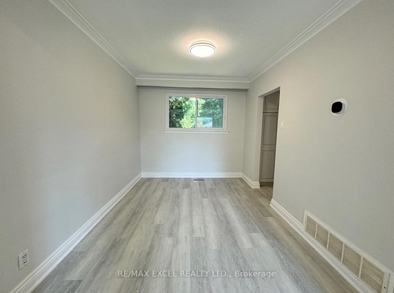 Photo 3 of 29 Arrowflight Drive, Markham, Bullock — HOMEH