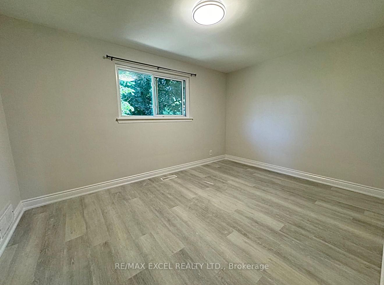 Photo 9 of 29 Arrowflight Drive, Markham, Bullock — HOMEH