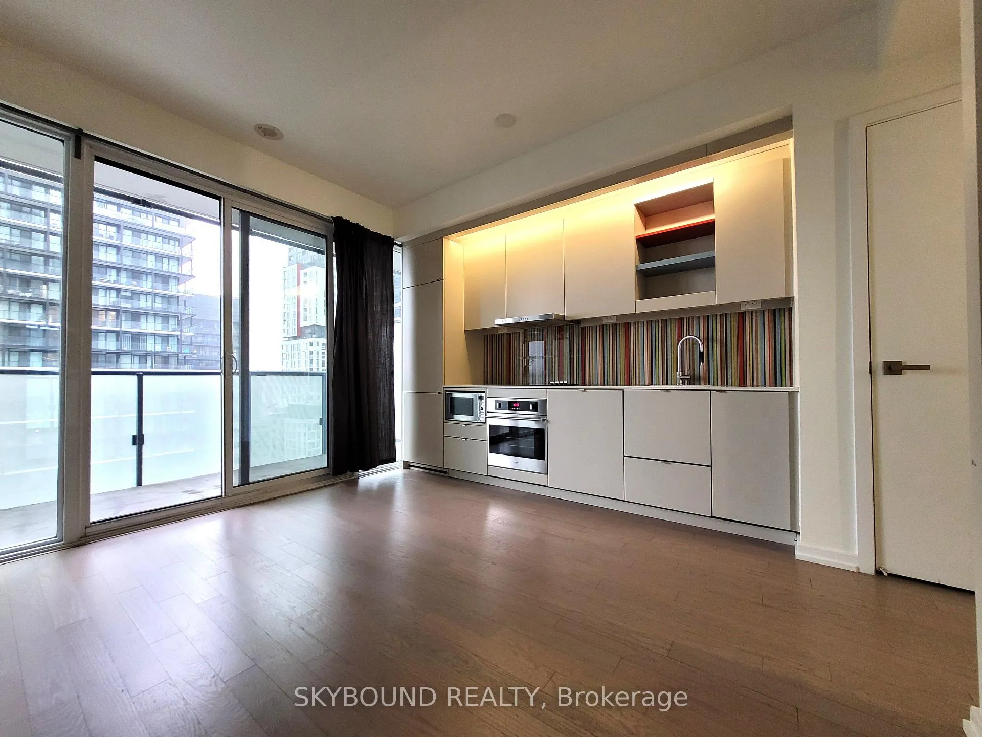Photo 5 of Unit 2302, 101 Peter Street, Toronto, Waterfront Communities — HOMEH