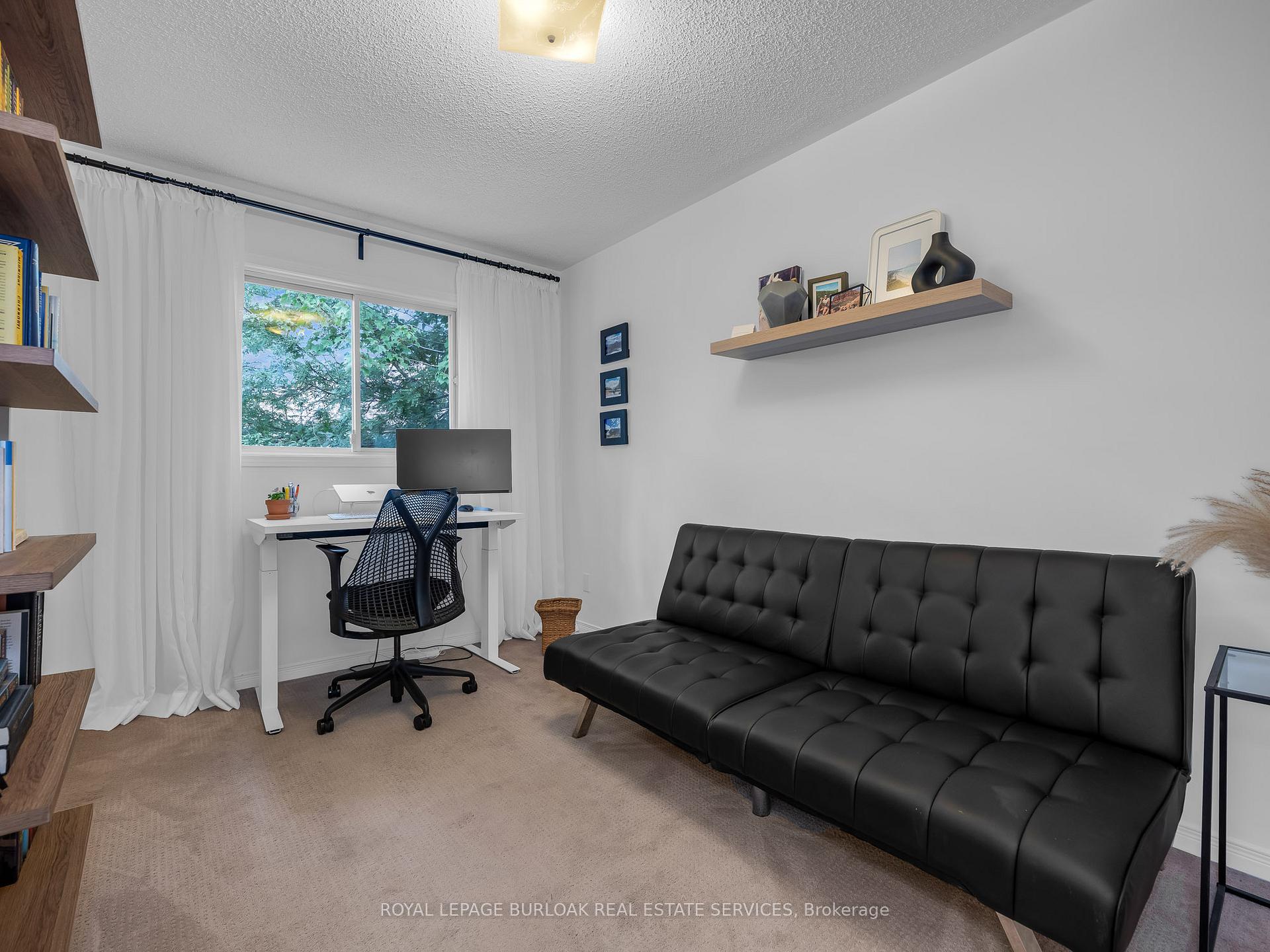 Photo 22 of 14 Thornlodge Drive, Hamilton, Waterdown — HOMEH