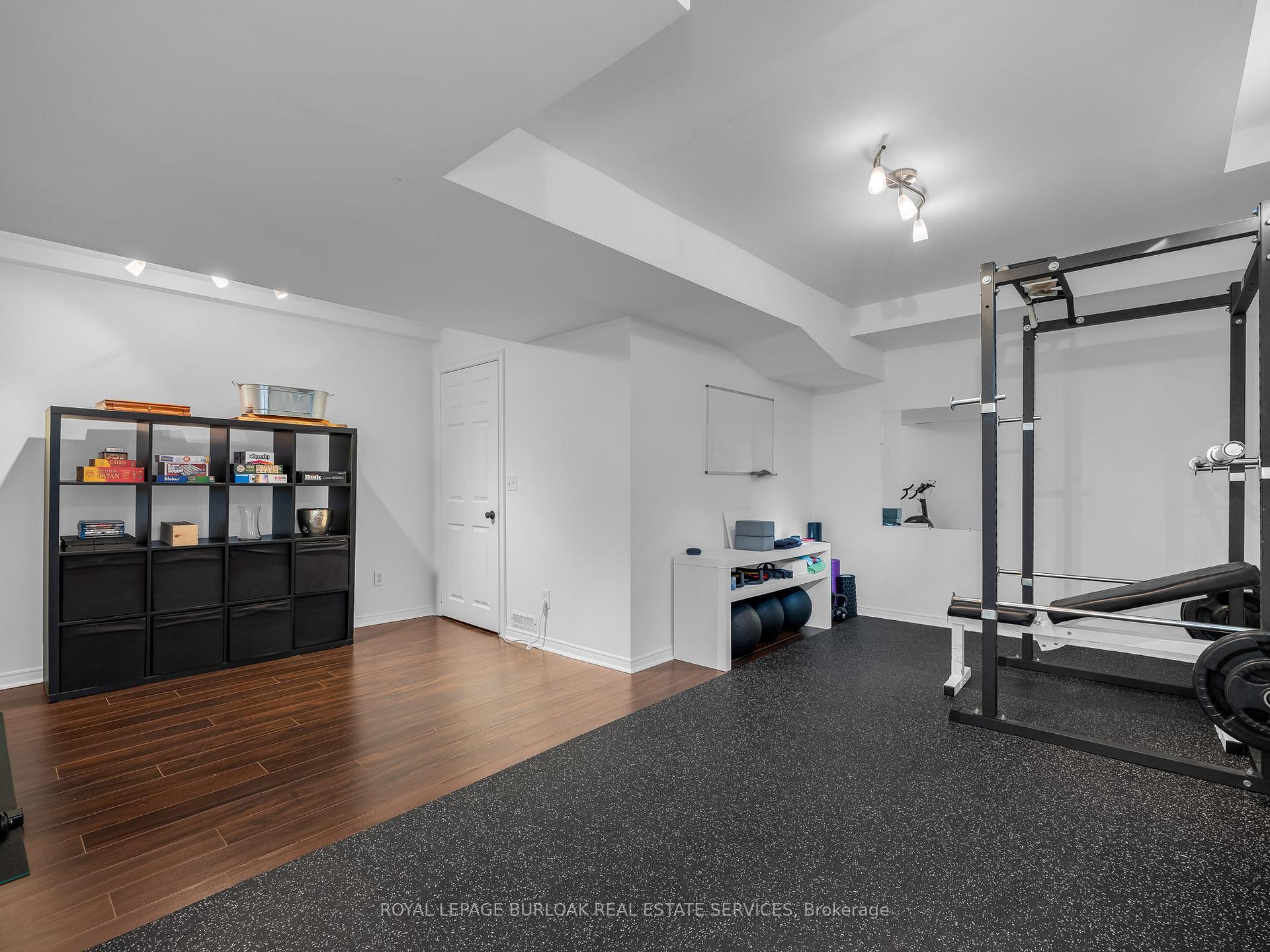 Photo 25 of 14 Thornlodge Drive, Hamilton, Waterdown — HOMEH