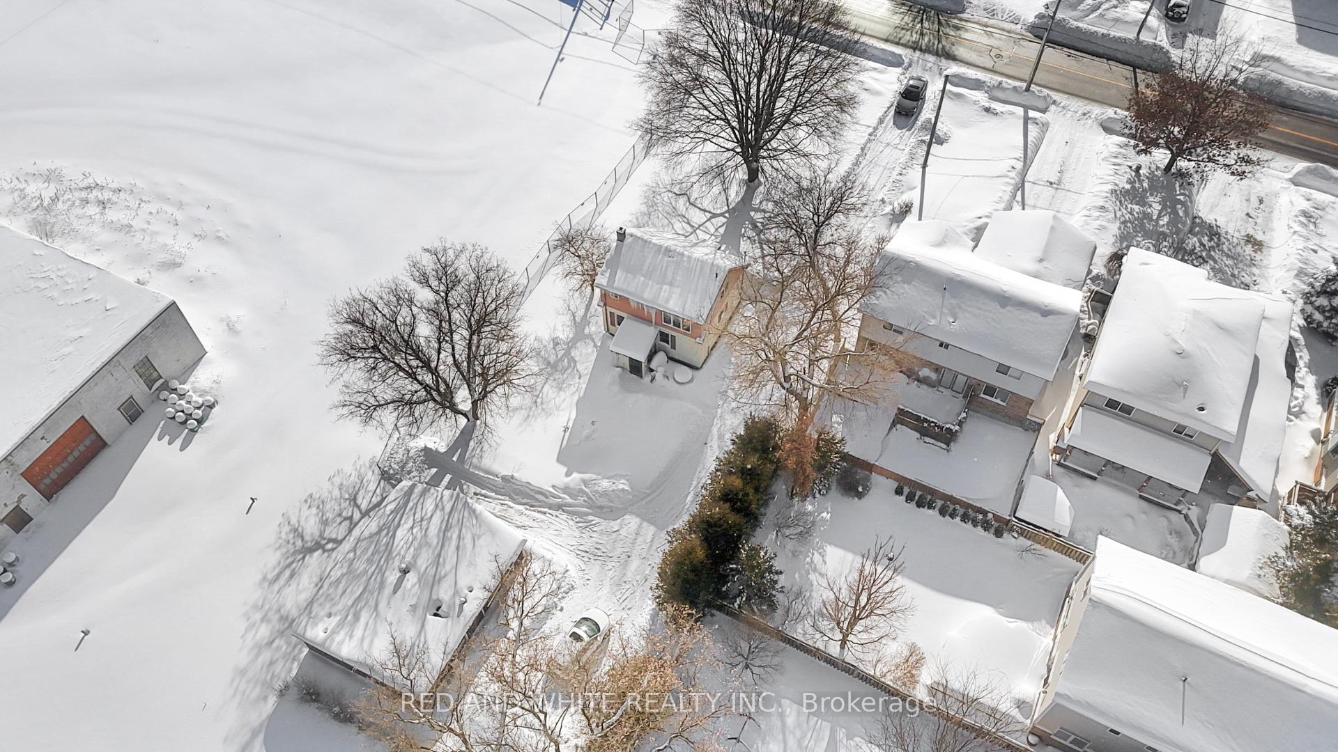 Photo 5 of 107 Bloomingdale Road N, Kitchener — HOMEH