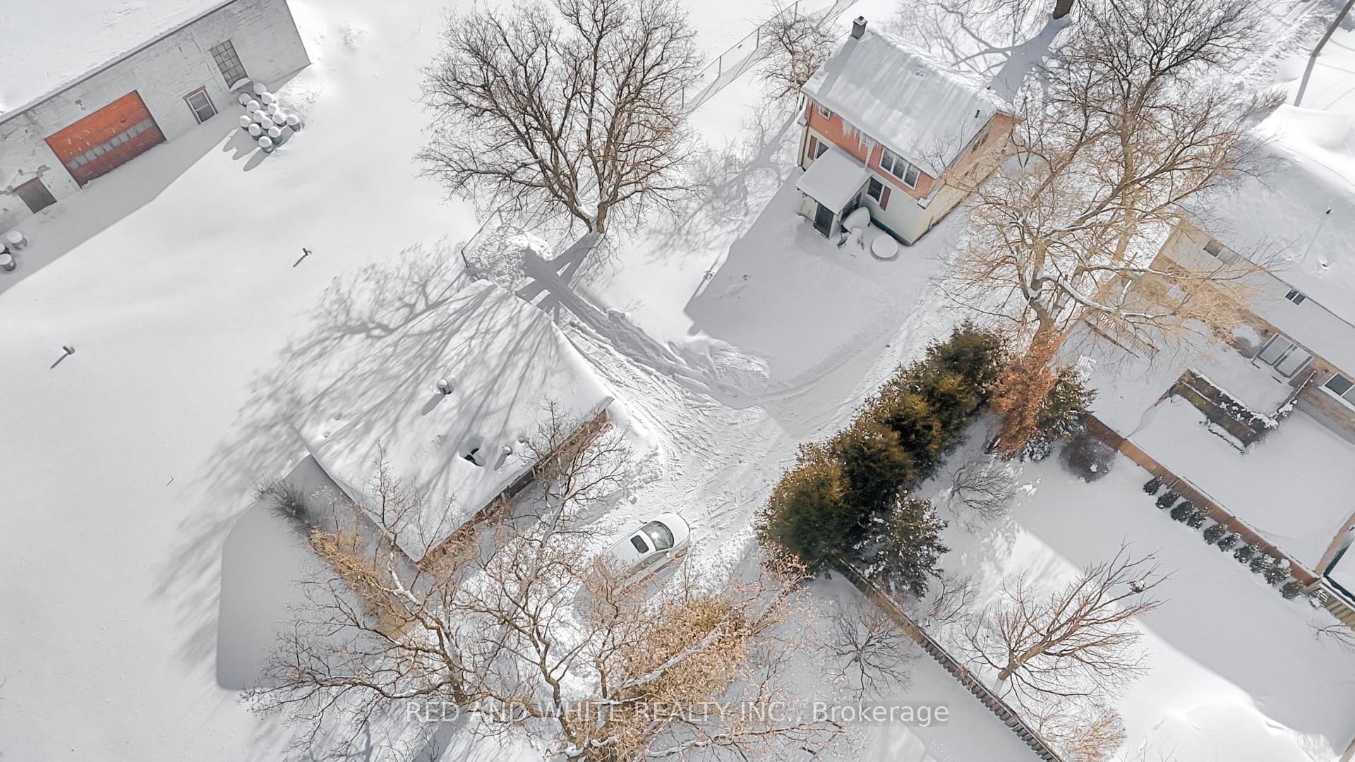 Photo 15 of 107 Bloomingdale Road N, Kitchener — HOMEH