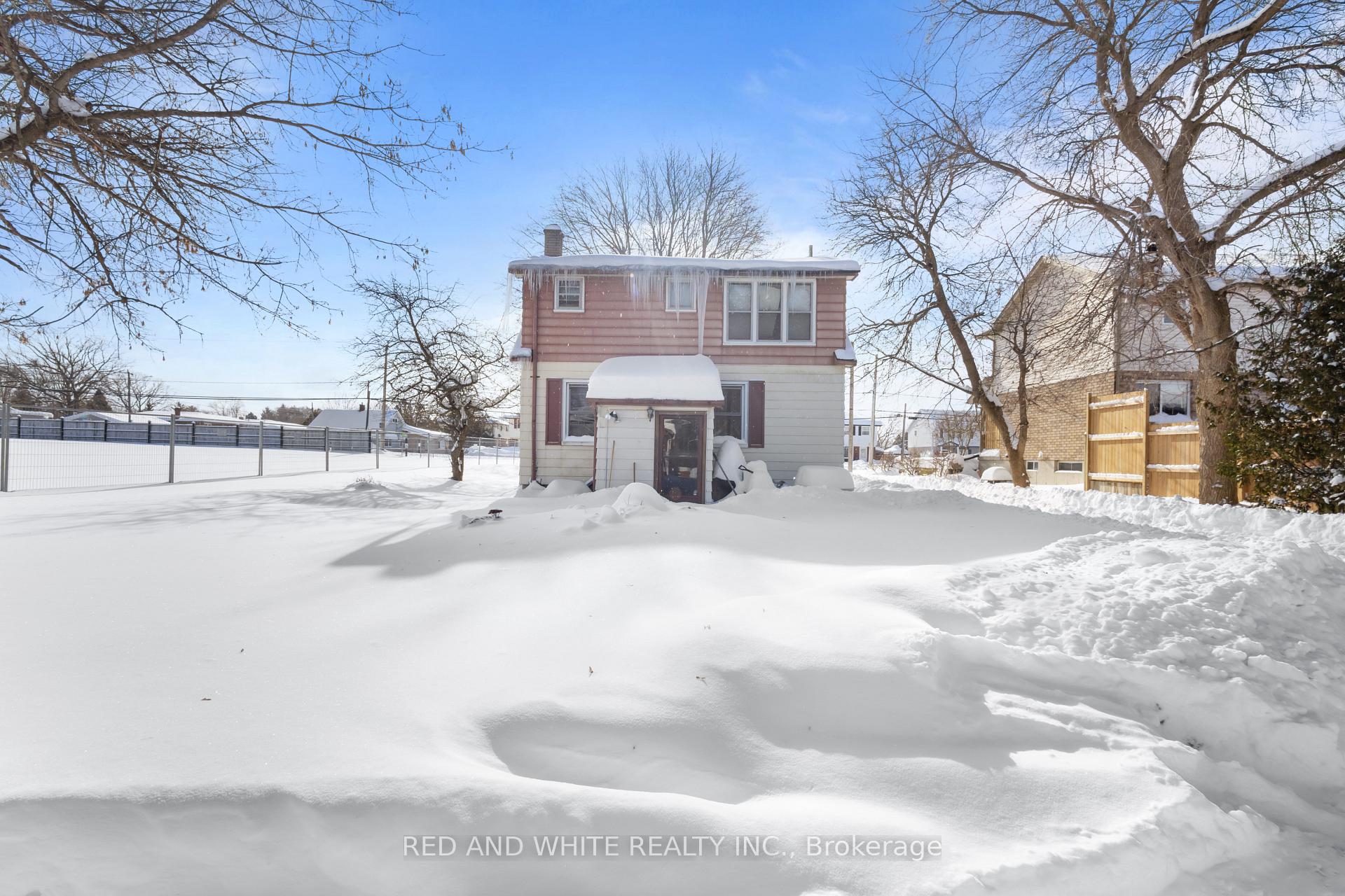 Photo 25 of 107 Bloomingdale Road N, Kitchener — HOMEH