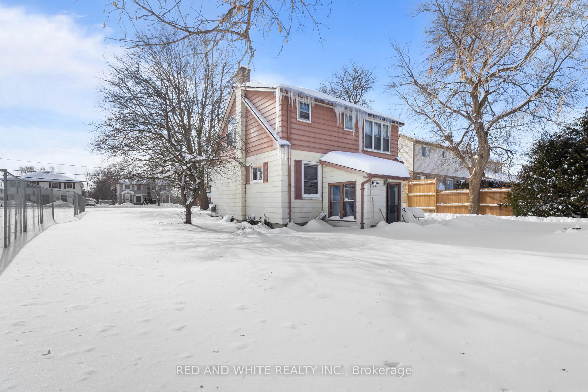 Photo 26 of 107 Bloomingdale Road N, Kitchener — HOMEH