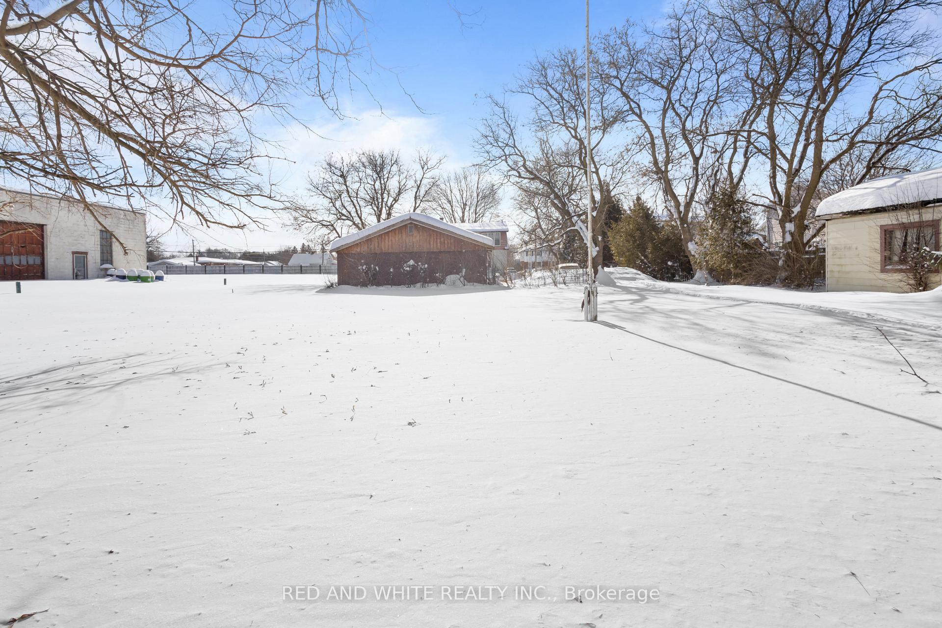 Photo 28 of 107 Bloomingdale Road N, Kitchener — HOMEH