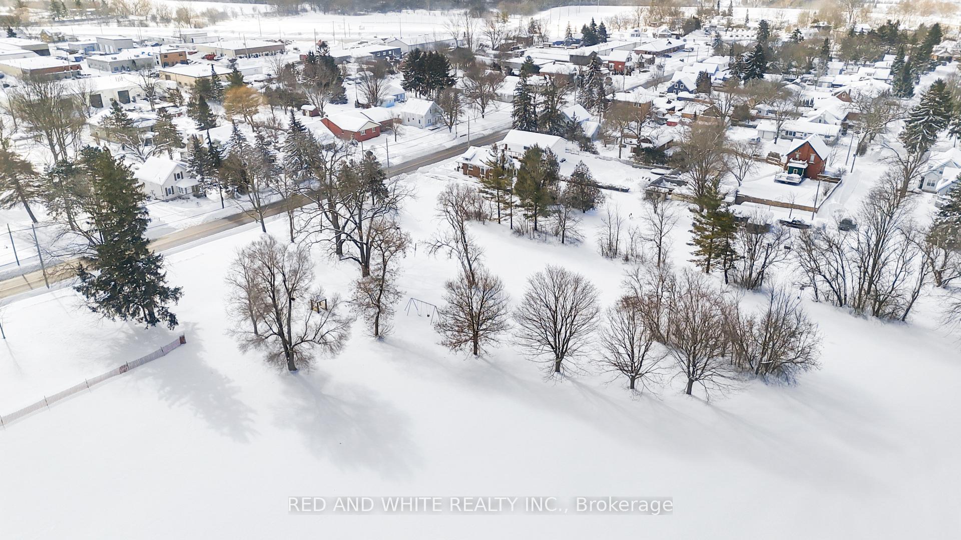 Photo 35 of 107 Bloomingdale Road N, Kitchener — HOMEH