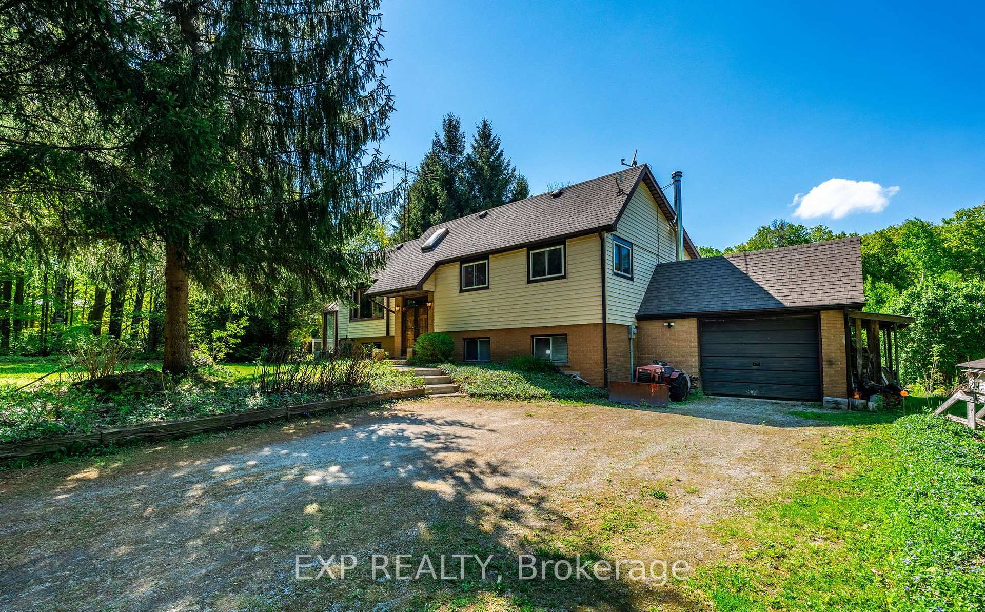 Photo 2 of 1215 Derry Road, Milton, Rural Milton West — HOMEH