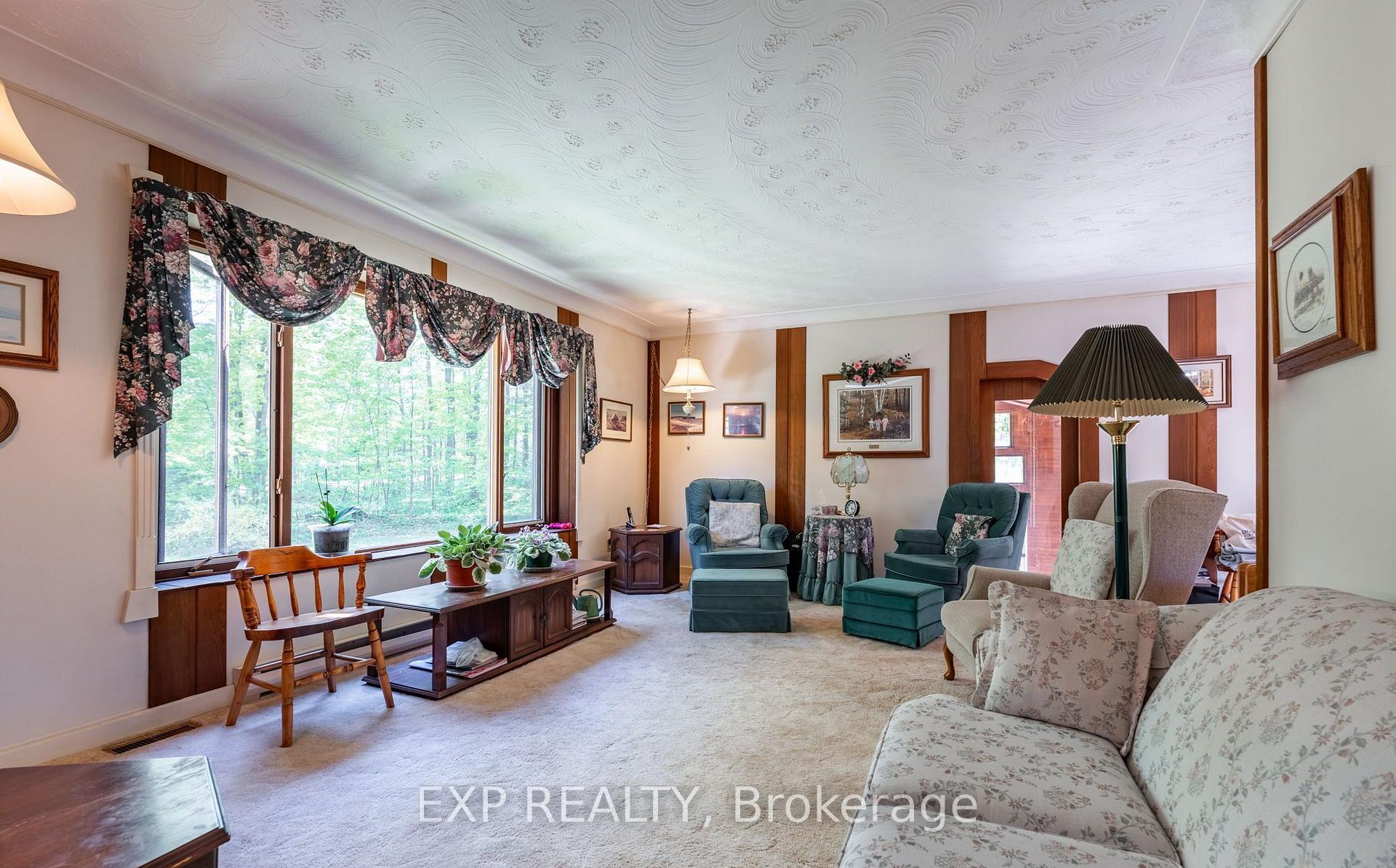 Photo 6 of 1215 Derry Road, Milton, Rural Milton West — HOMEH