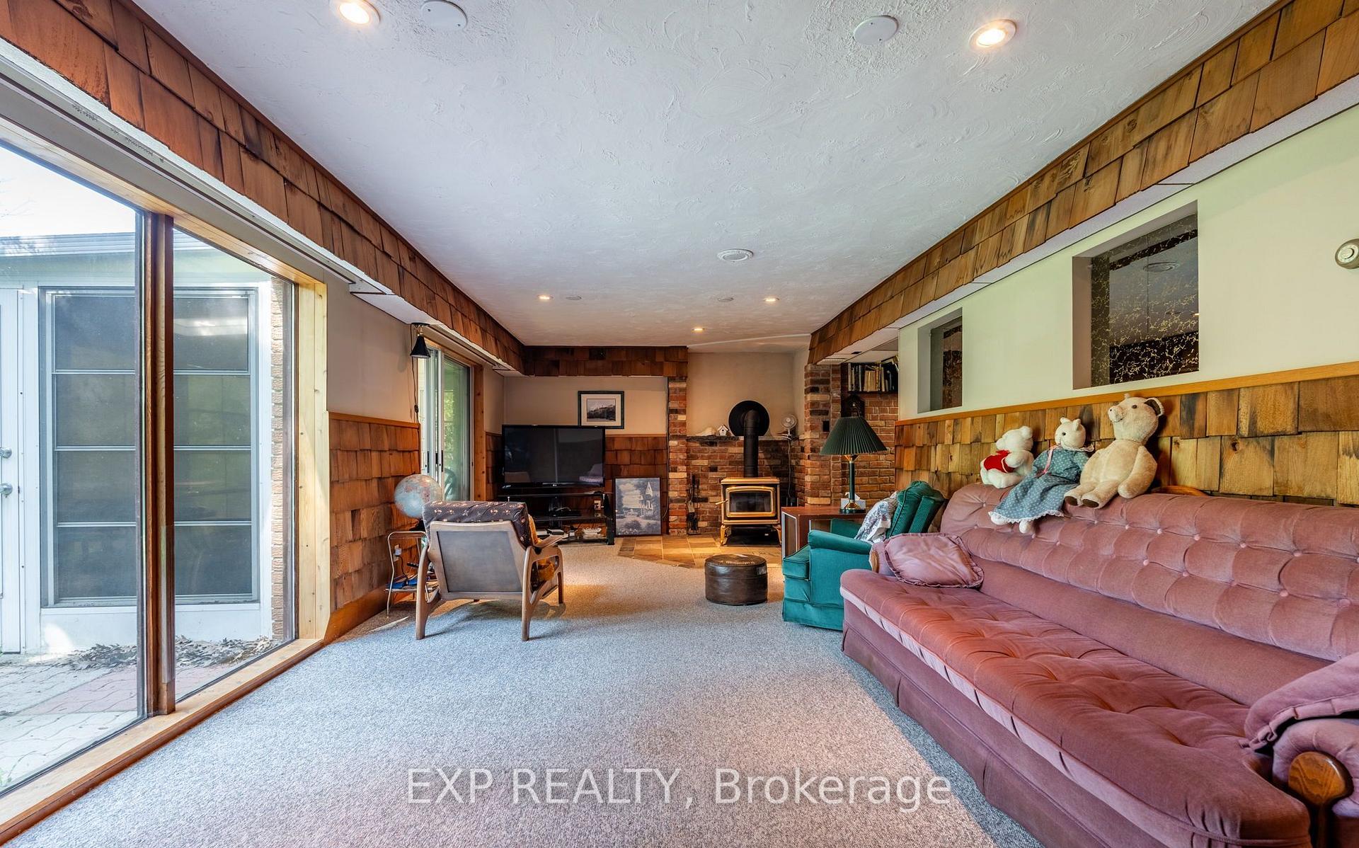 Photo 23 of 1215 Derry Road, Milton, Rural Milton West — HOMEH
