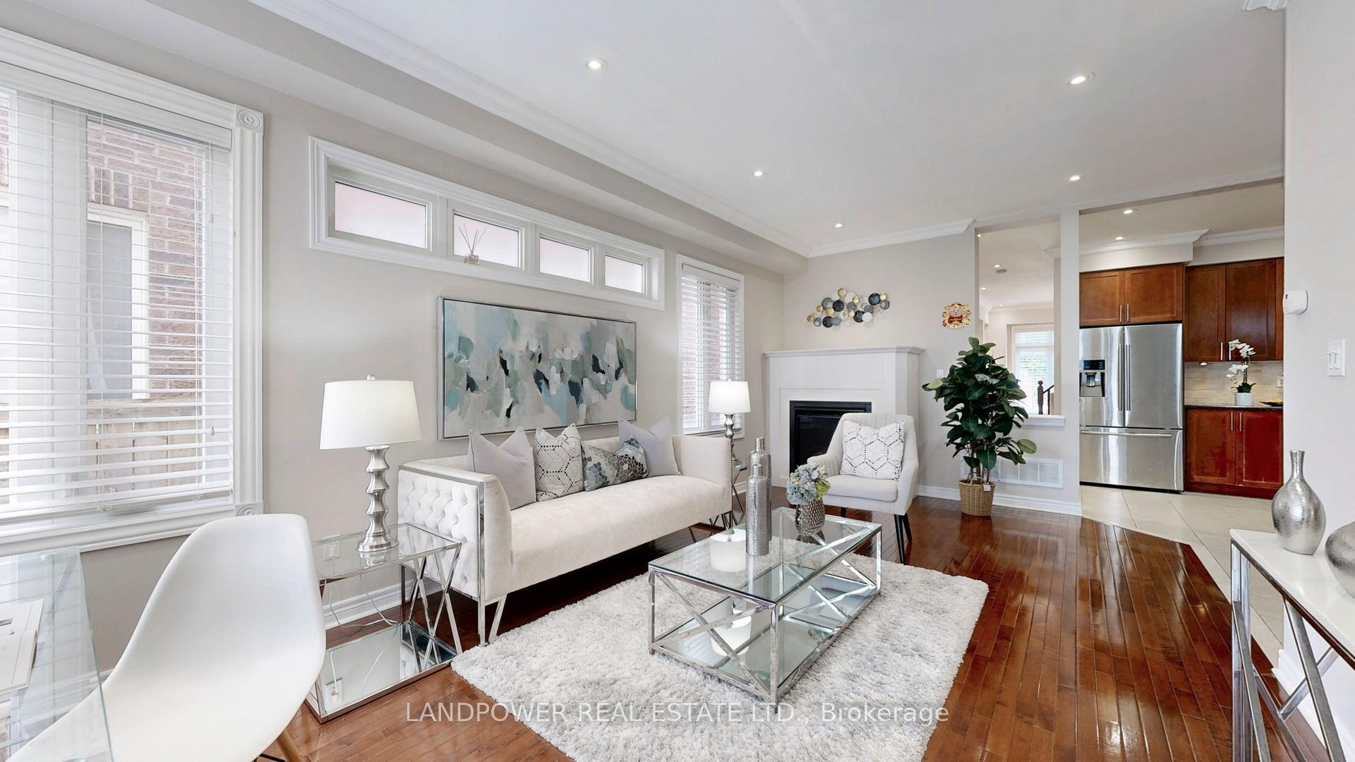 Photo 2 of 19 Snowcreek Street, Markham, Cornell — HOMEH