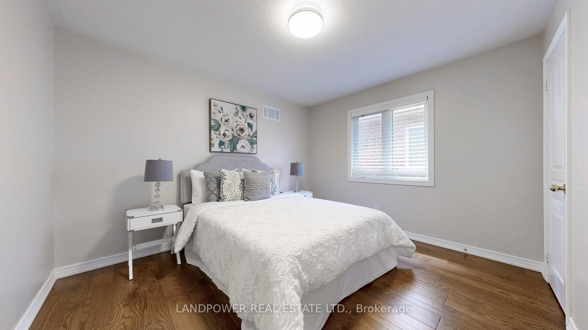 Photo 31 of 19 Snowcreek Street, Markham, Cornell — HOMEH