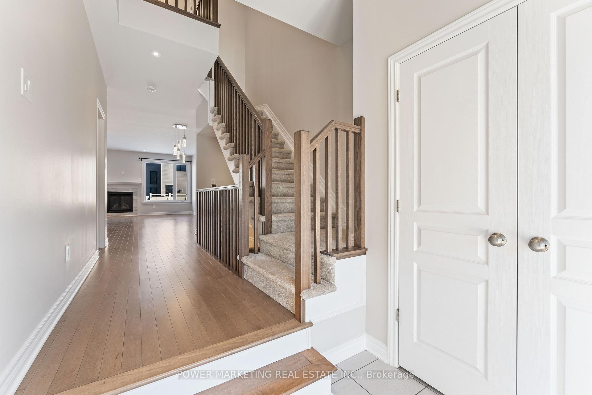 Photo 4 of 544 Triangle Street, Ottawa, Kanata - Emerald Meadows/Trailwest — HOMEH
