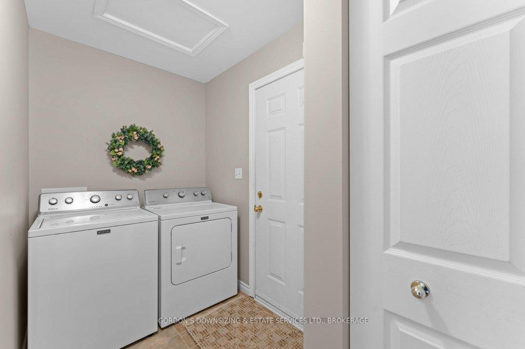 Photo 14 of 687 Arbour Crescent, Kingston, East Gardiners Rd — HOMEH