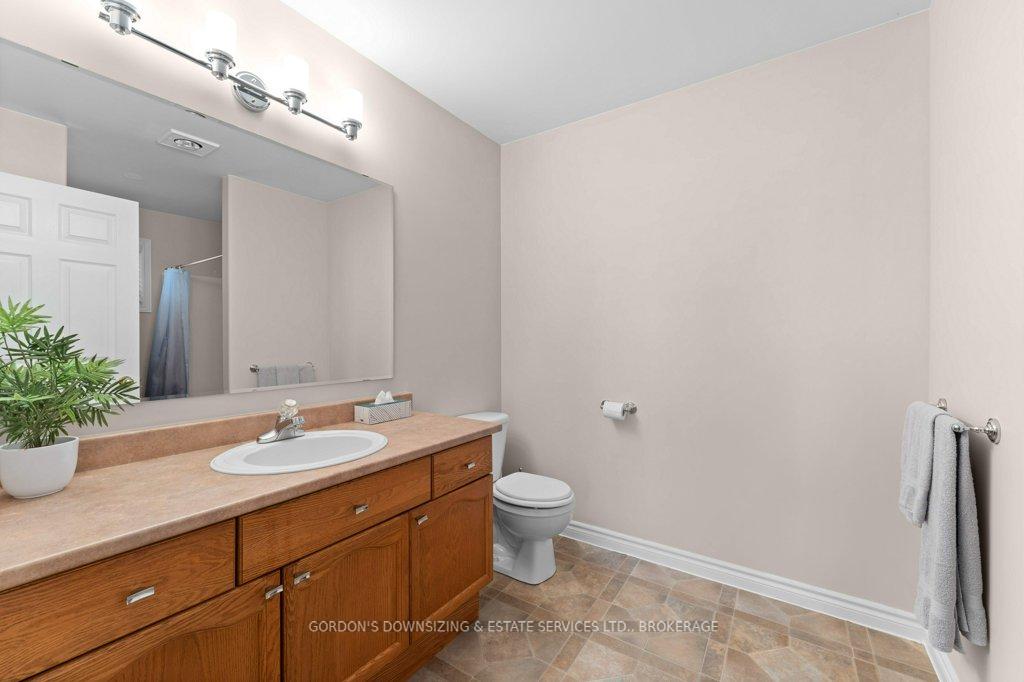 Photo 24 of 687 Arbour Crescent, Kingston, East Gardiners Rd — HOMEH