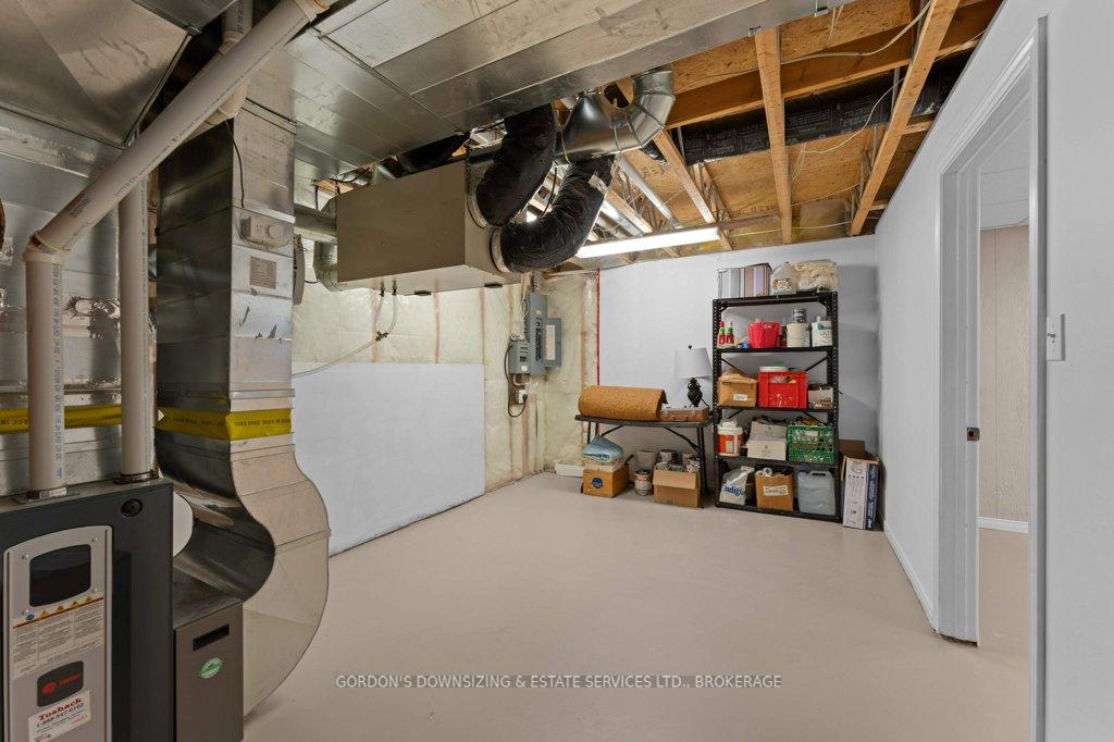 Photo 38 of 687 Arbour Crescent, Kingston, East Gardiners Rd — HOMEH