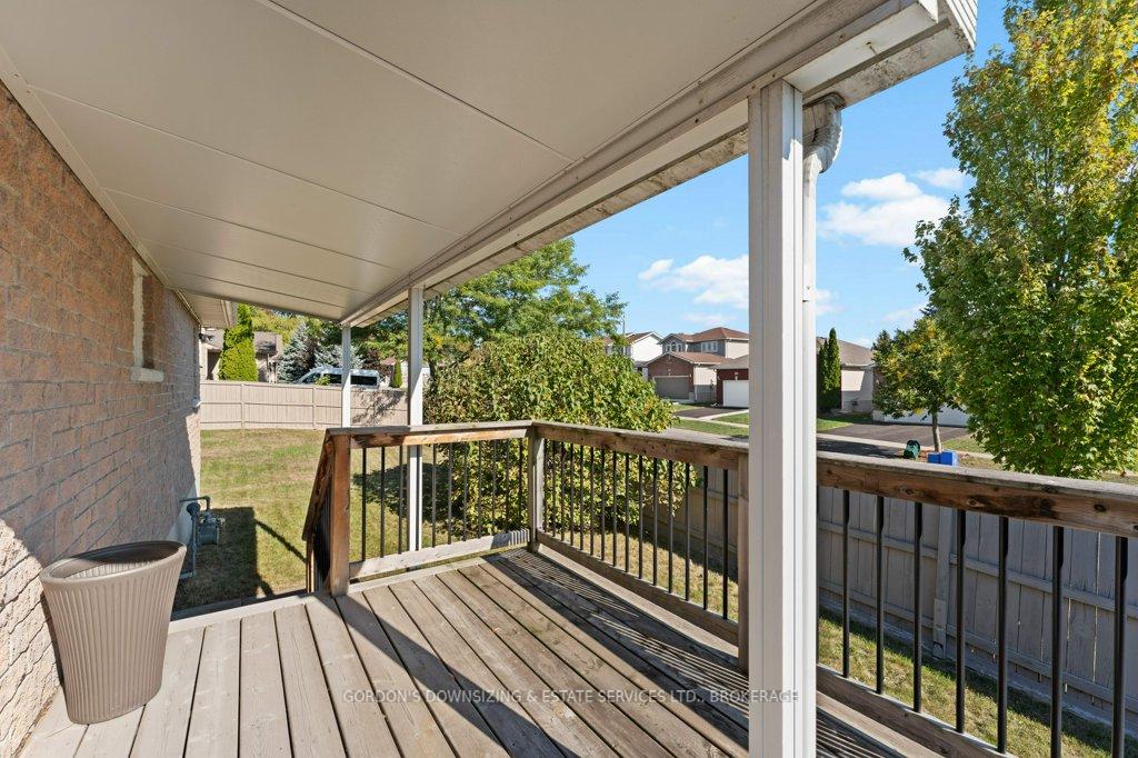 Photo 40 of 687 Arbour Crescent, Kingston, East Gardiners Rd — HOMEH